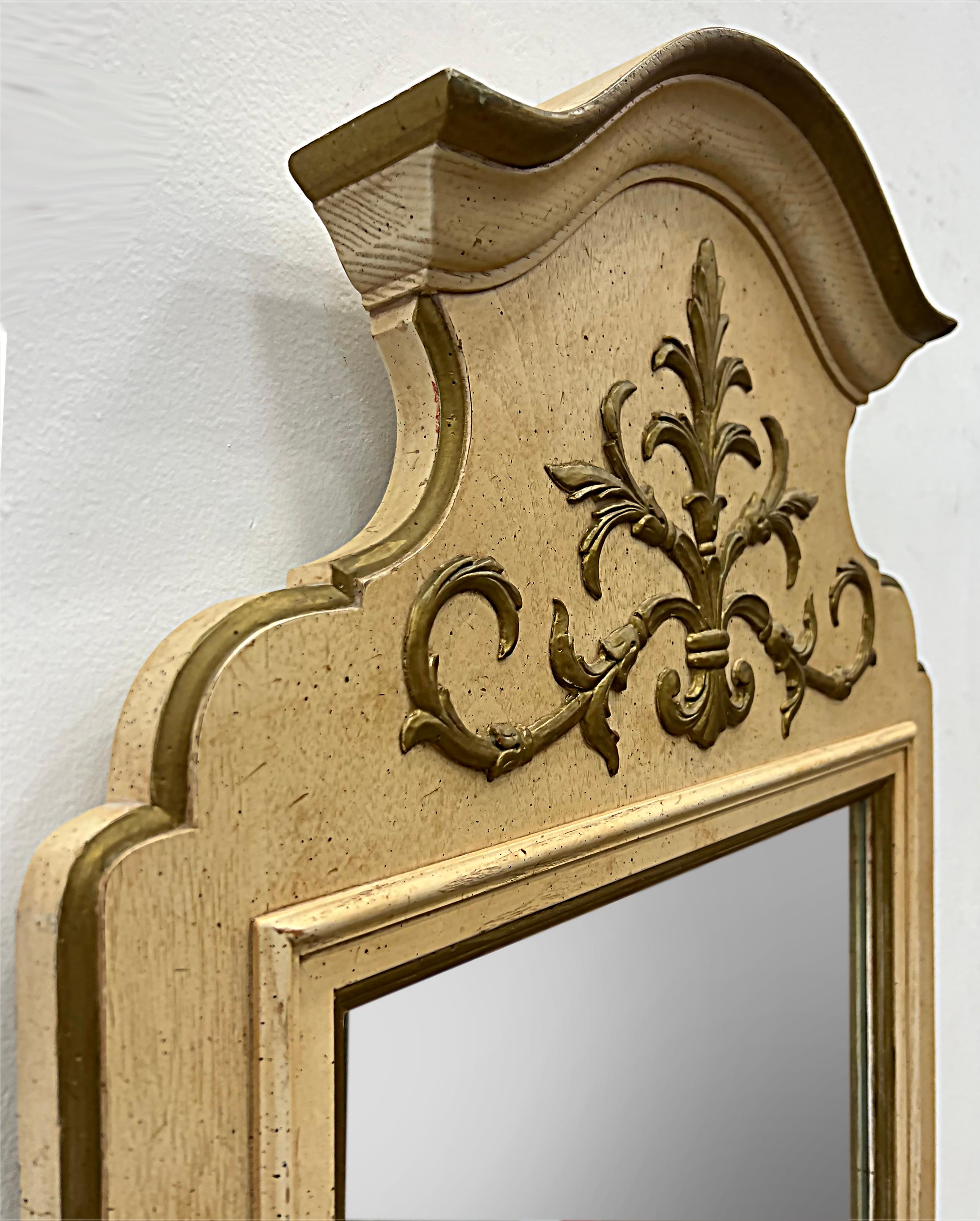 French Neoclassical Style Wood Mirrors, 1960s American Made, Pair In Good Condition For Sale In Miami, FL