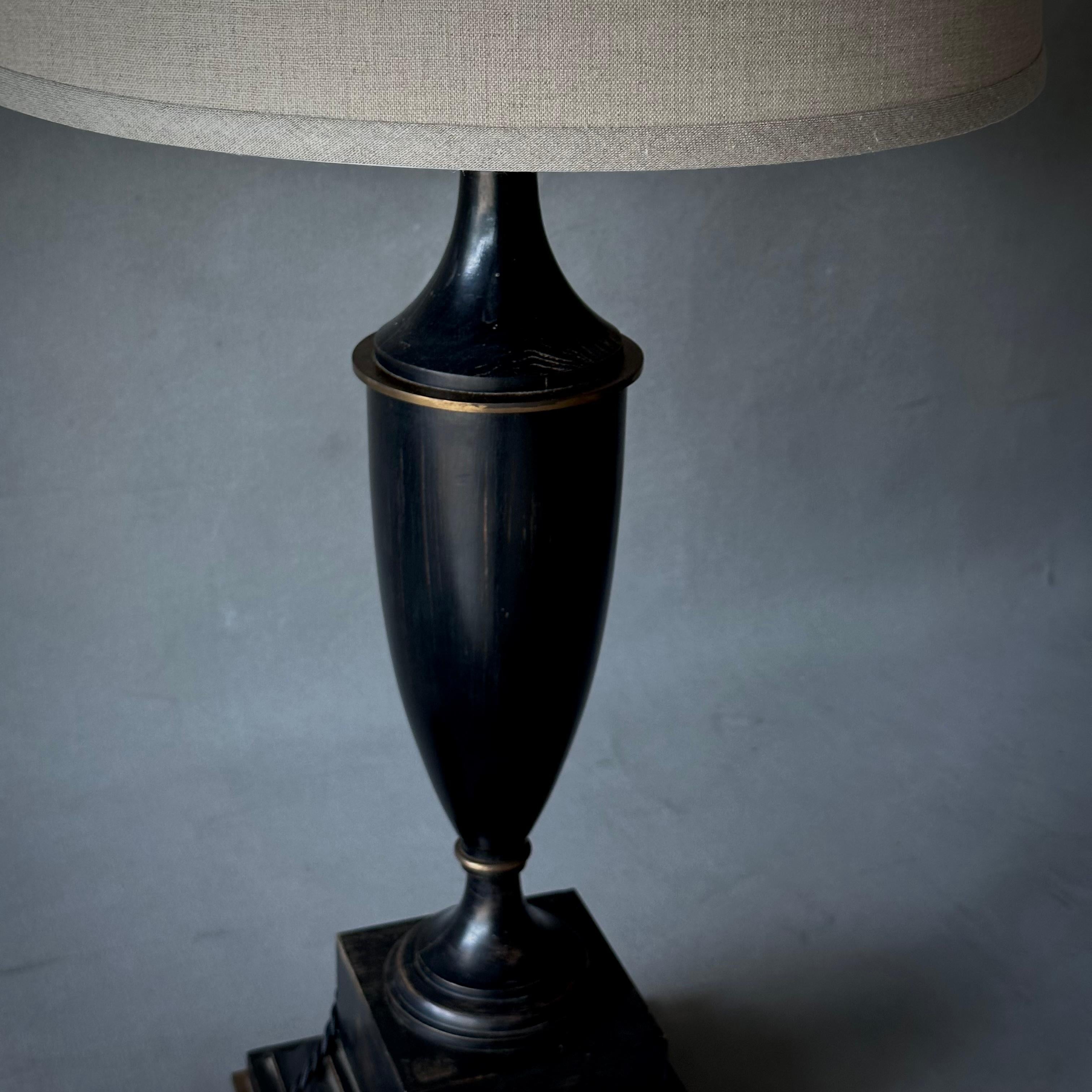 French Neoclassical Table Lamp 1