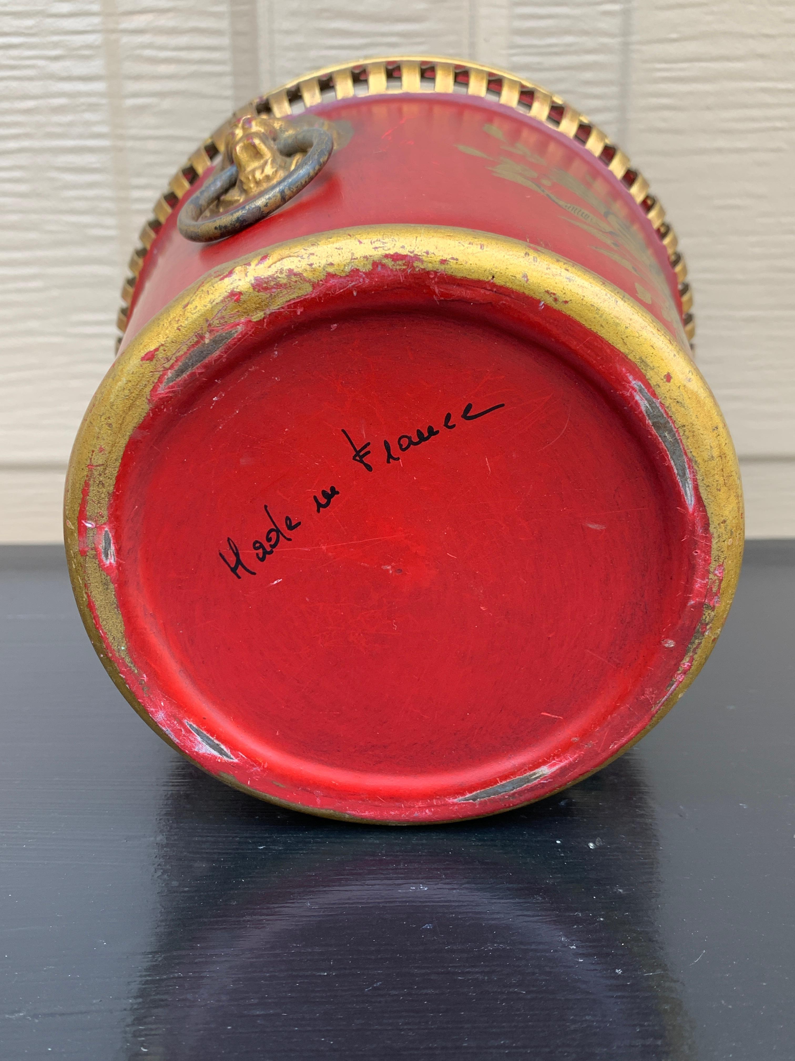 French Neoclassical Tole Red & Gold Cachepot Planter Vase With Lion Heads For Sale 4