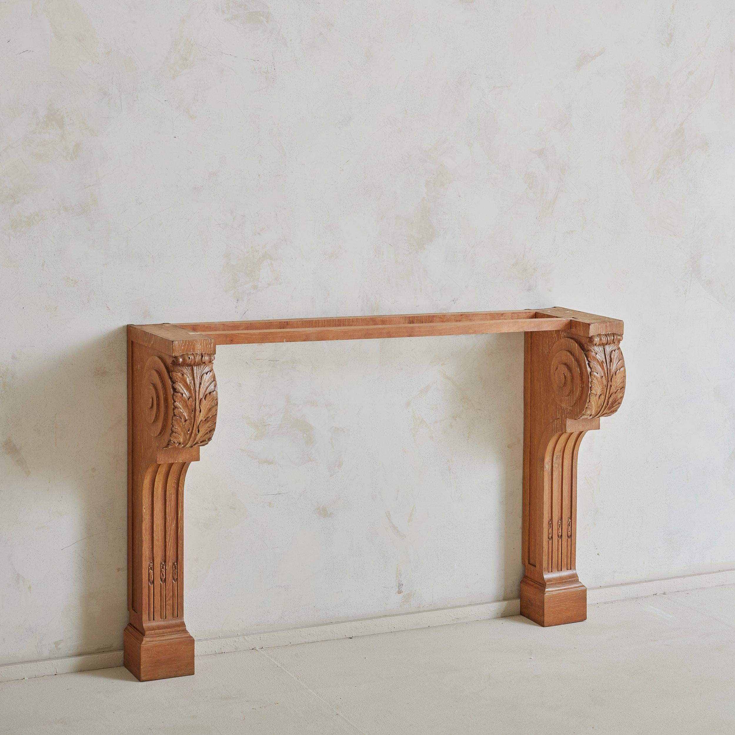 French Neoclassical Wall Console Attributed to Jean Charles Moreaux, 1940s In Good Condition For Sale In Chicago, IL
