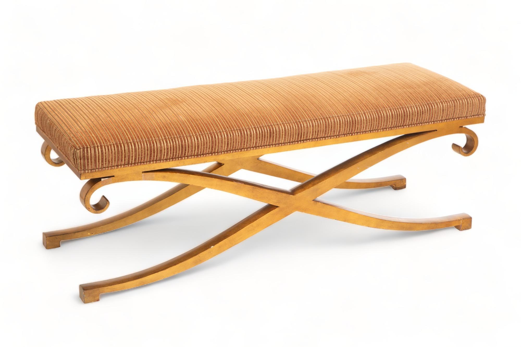  Banco neoclásico moderno francés de hierro dorado al estilo de Raymond Subes.
Conserva muy buena pátina y tapicería originales 
Banco en forma de x de metal de estilo neoclásico
Disponible para ver in situ en nuestra galería de Miami.