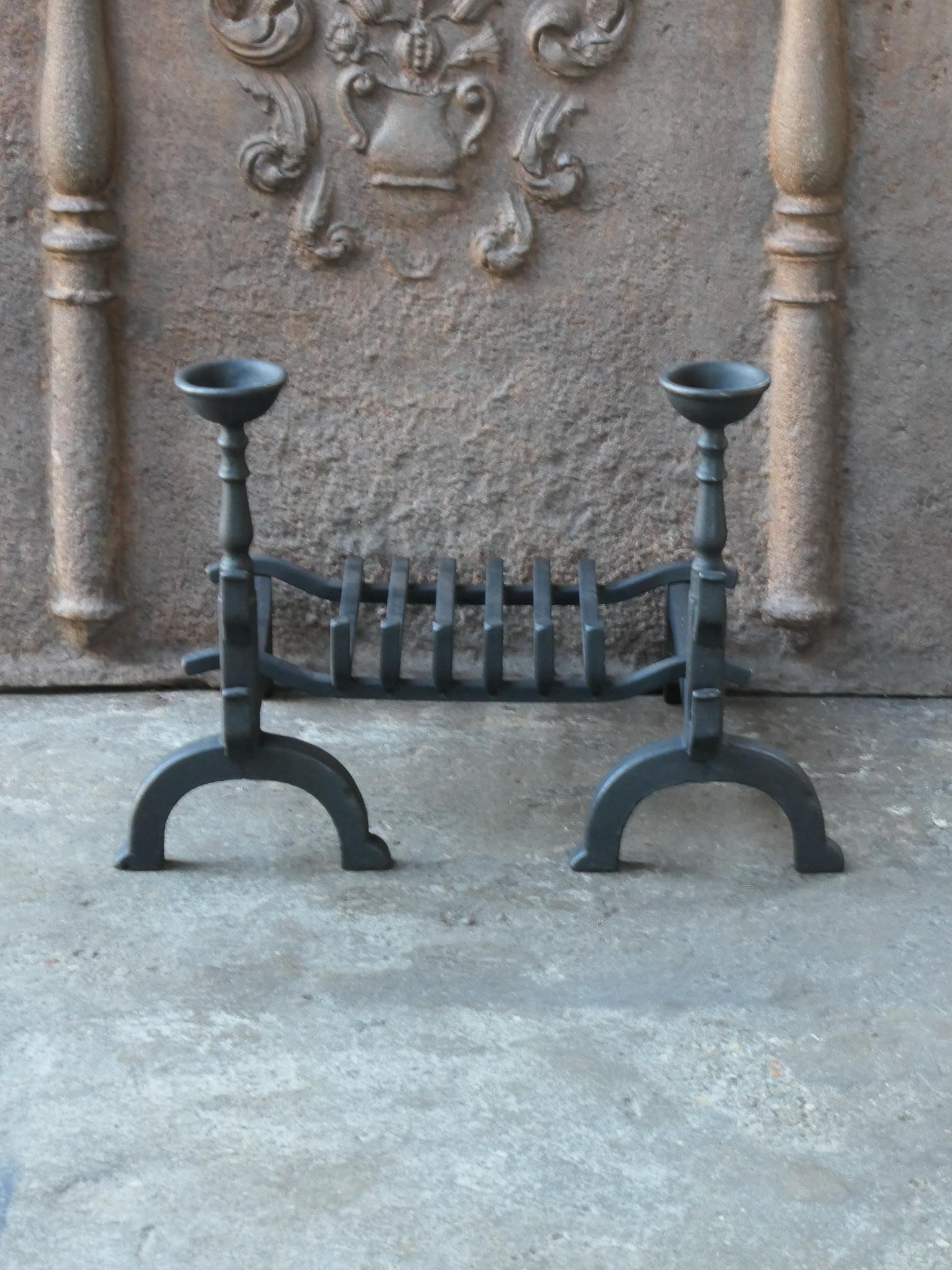 19th - 20th century French Neo-gothic fireplace basket - fire basket made of wrought iron and cast iron. The basket is in a good condition and is fully functional.