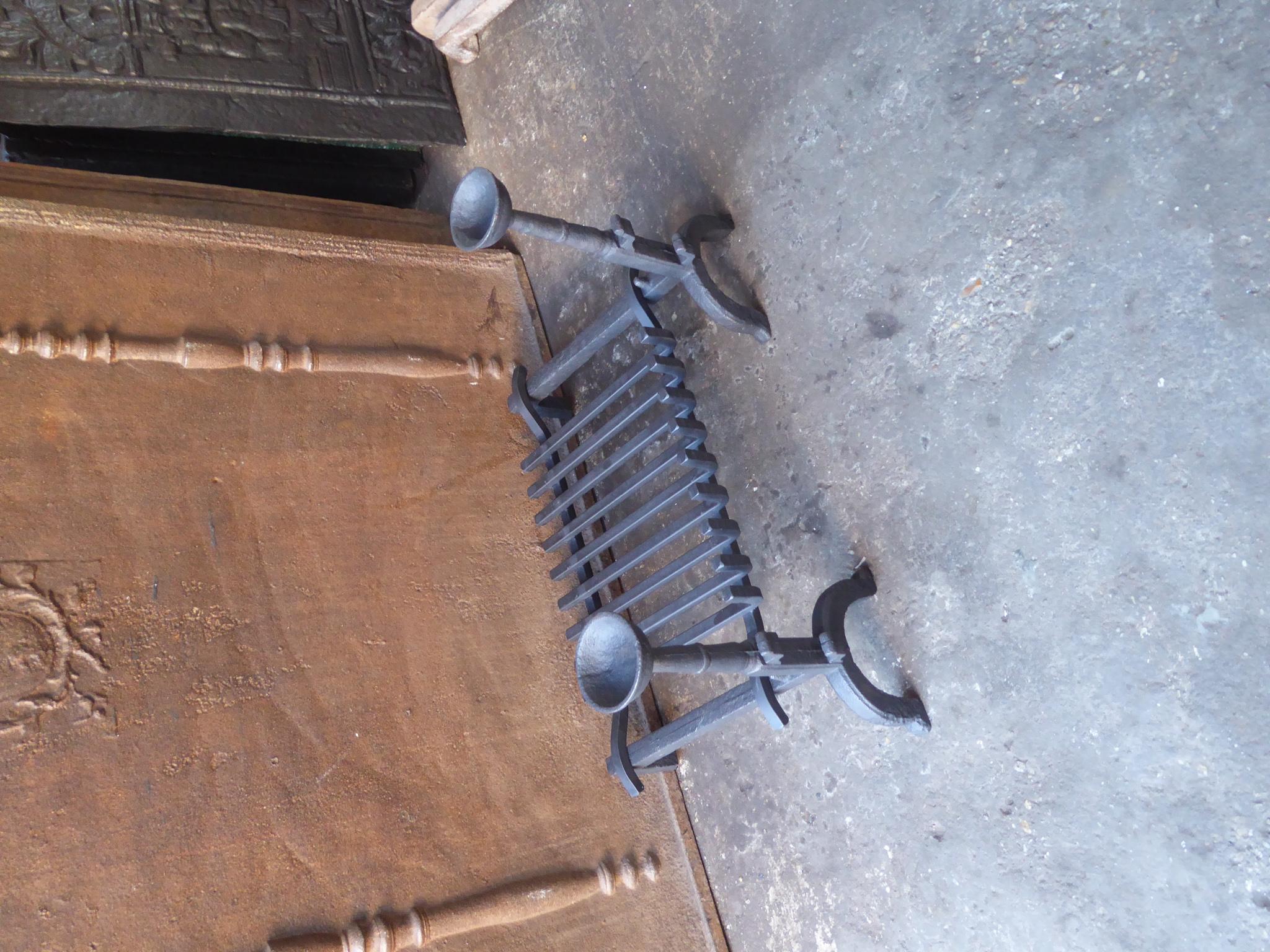 French Neogothic Fire Grate, Fireplace Grate In Good Condition In Amerongen, NL