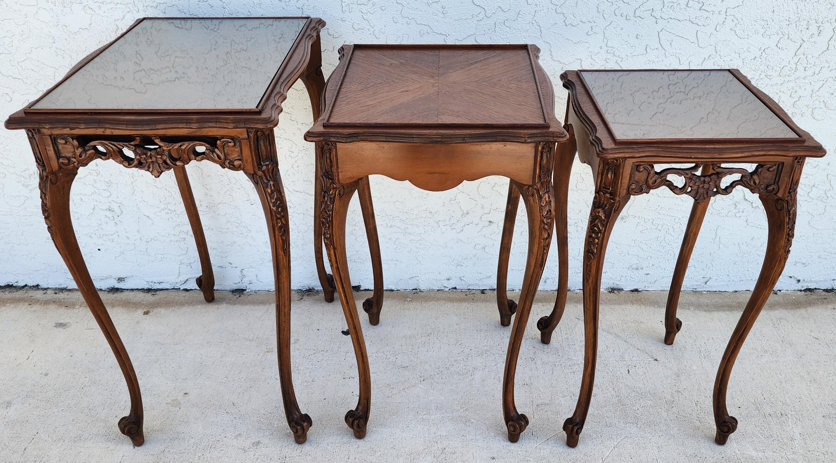 Französische Nisttische Nussbaum Vintage By im Angebot 8