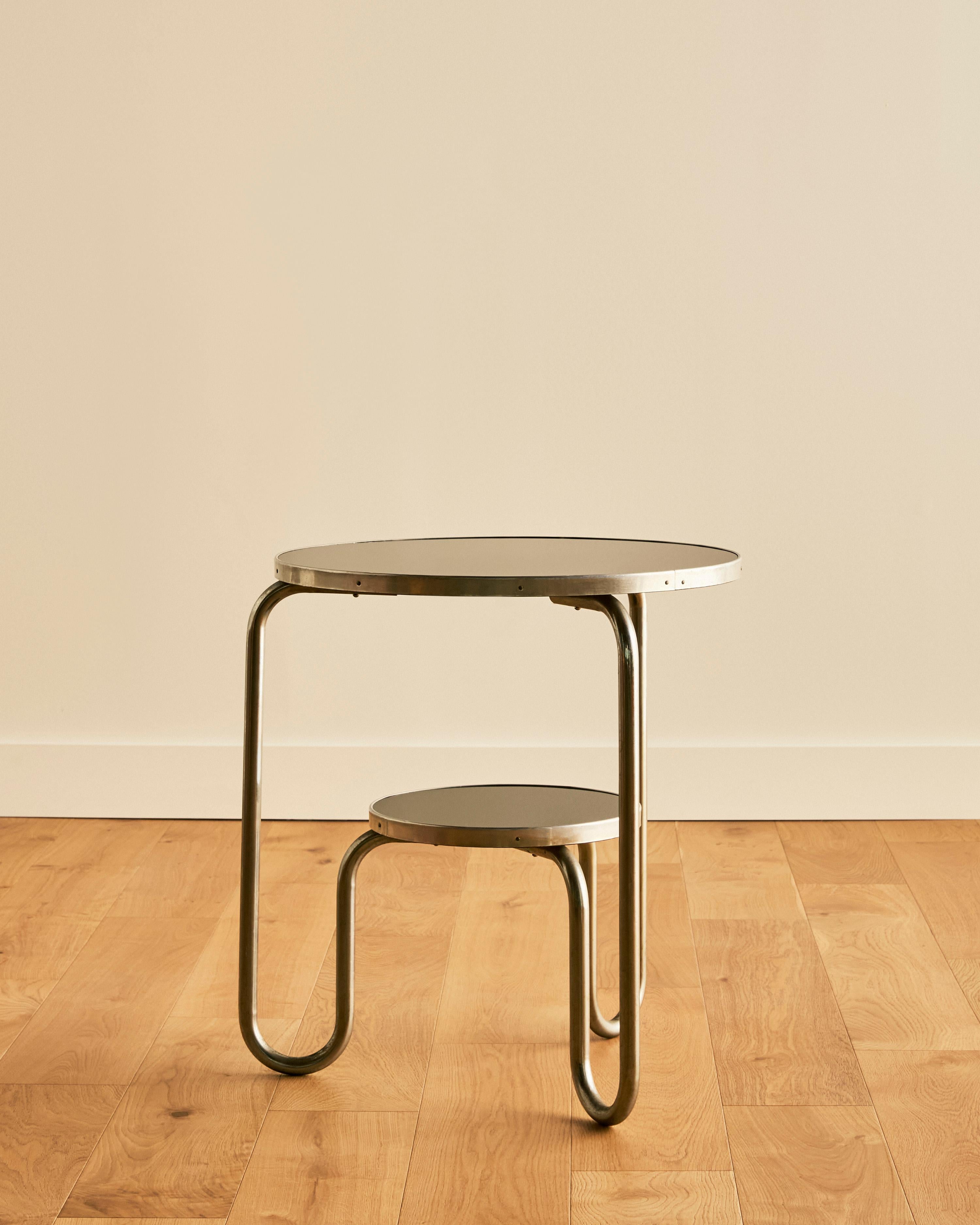 Milieu du XXe siècle French Nickel Over Iron Occasional Table c. 1940 en vente