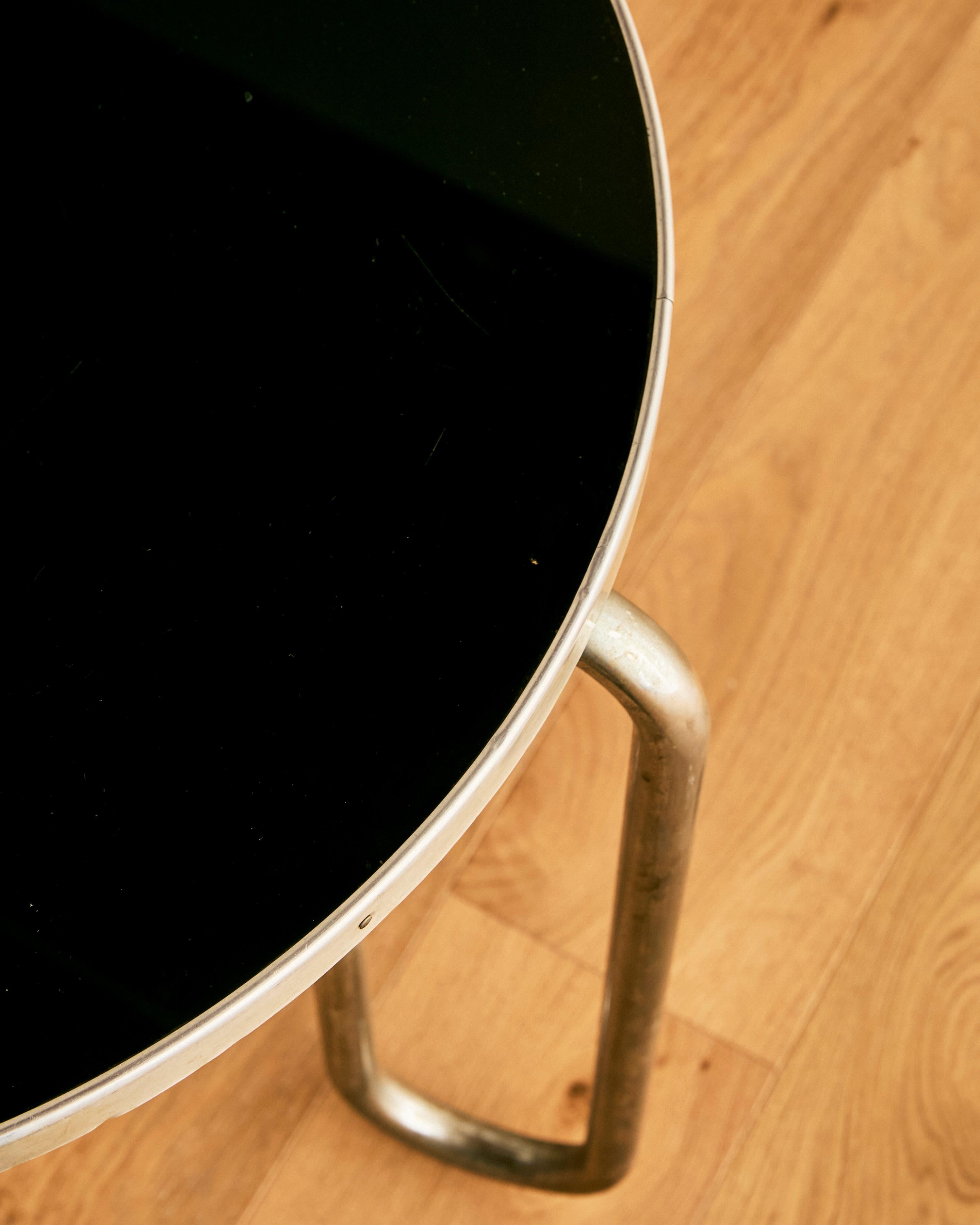 French Nickel Over Iron Occasional Table c. 1940 en vente 2