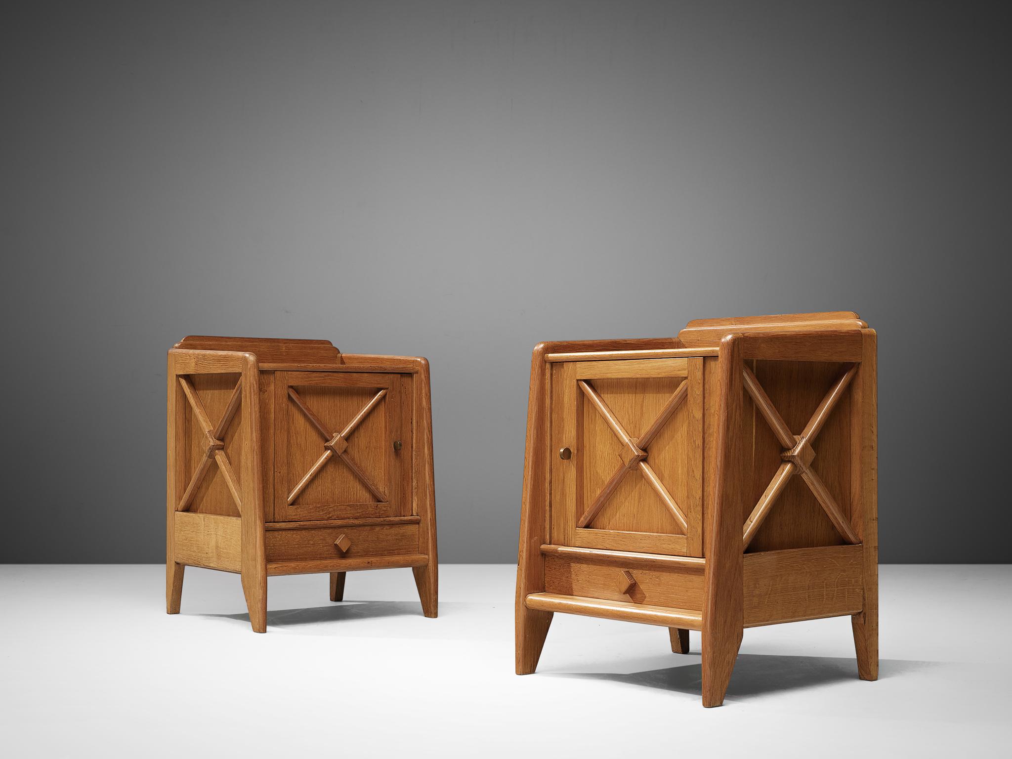 French Nightstands in Oak In Good Condition In Waalwijk, NL