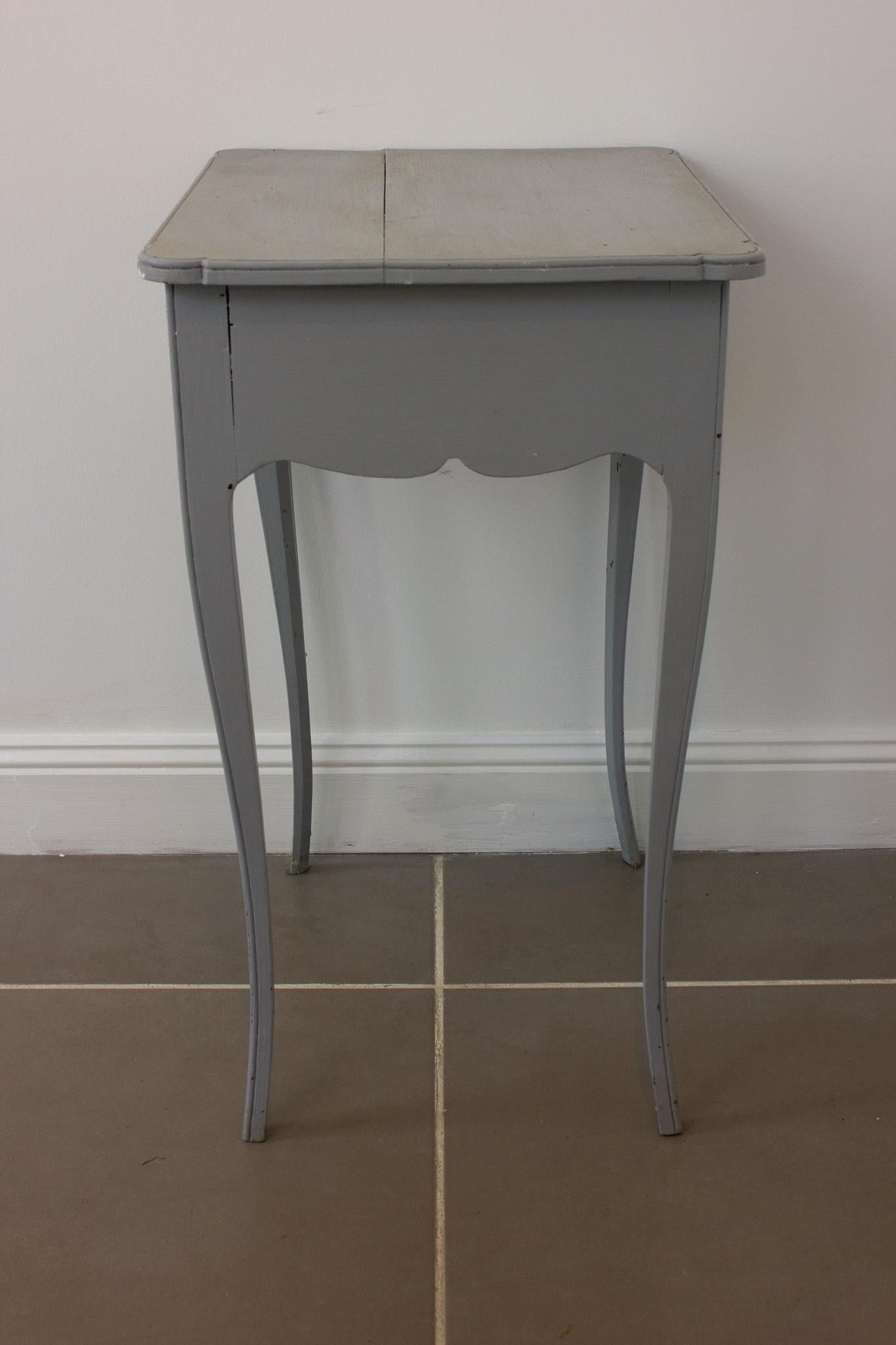 20th Century French Nightstand Bedside - Gray patina- painted - Louis XV Style - 1950 France  For Sale
