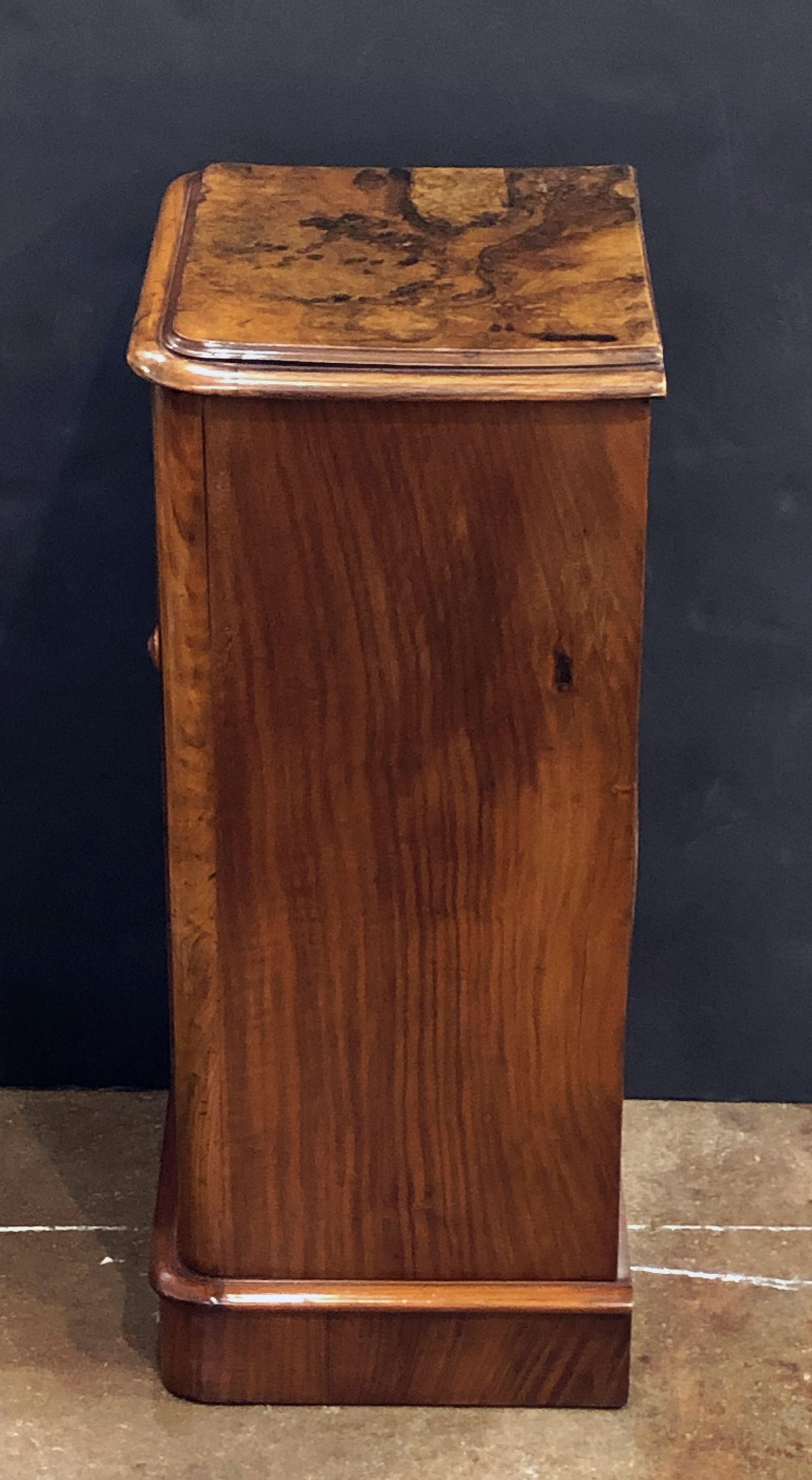 Metal French Nightstand or Bedside Table of Burled Walnut