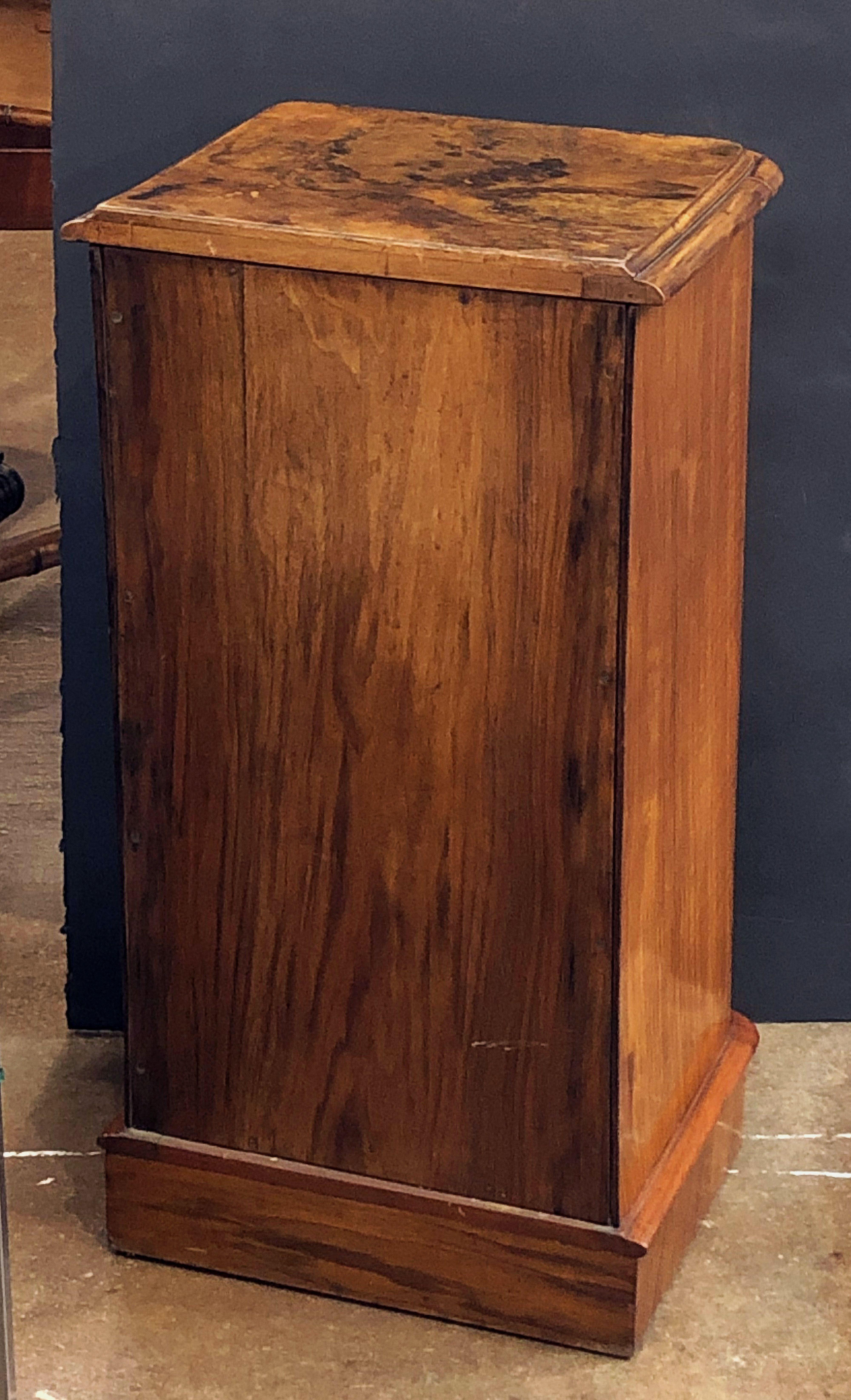 French Nightstand or Bedside Table of Burled Walnut 3