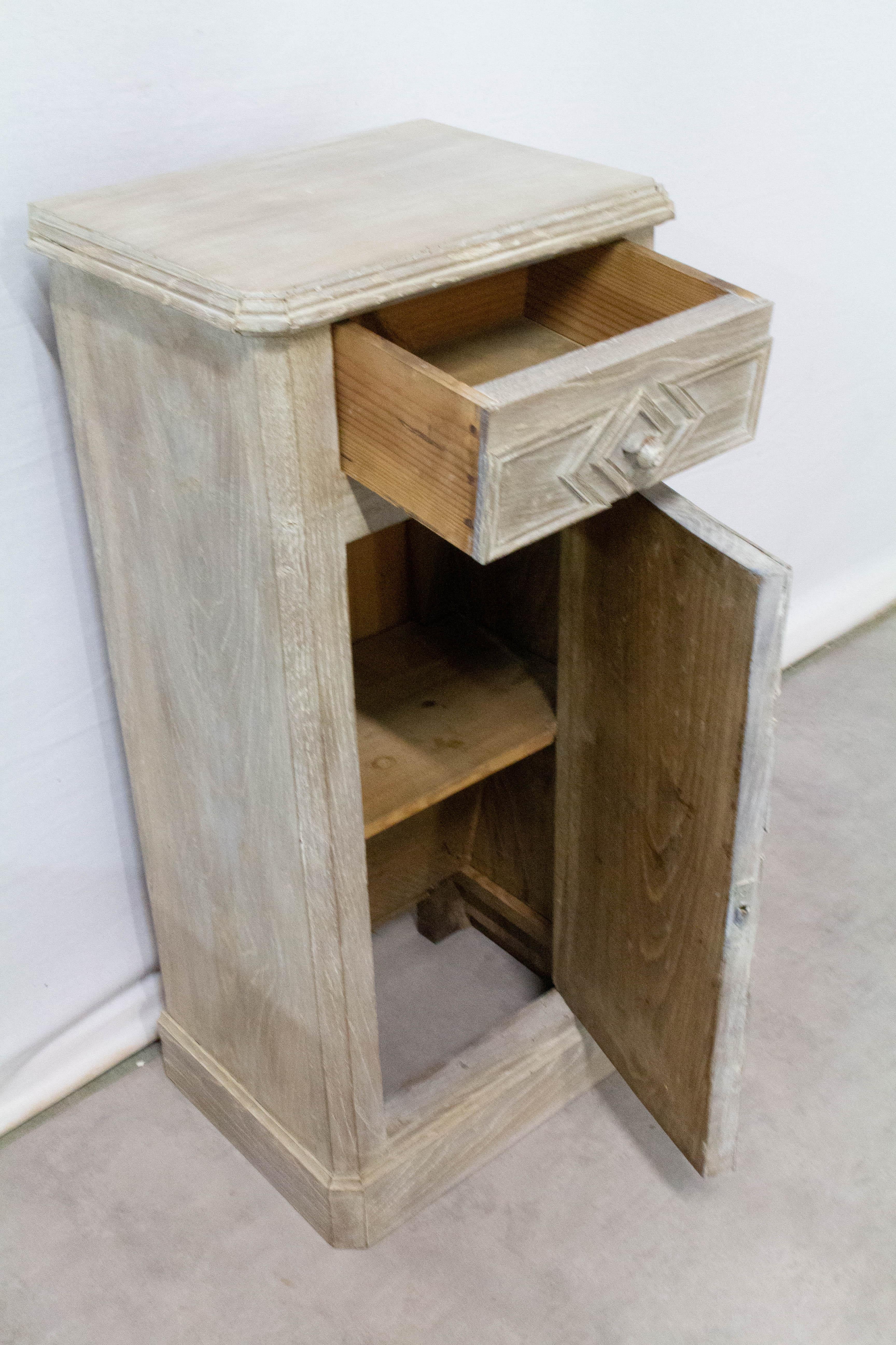 French Nightstand Side Cabinet Bedside Cerused, Late 19th Century For Sale 3