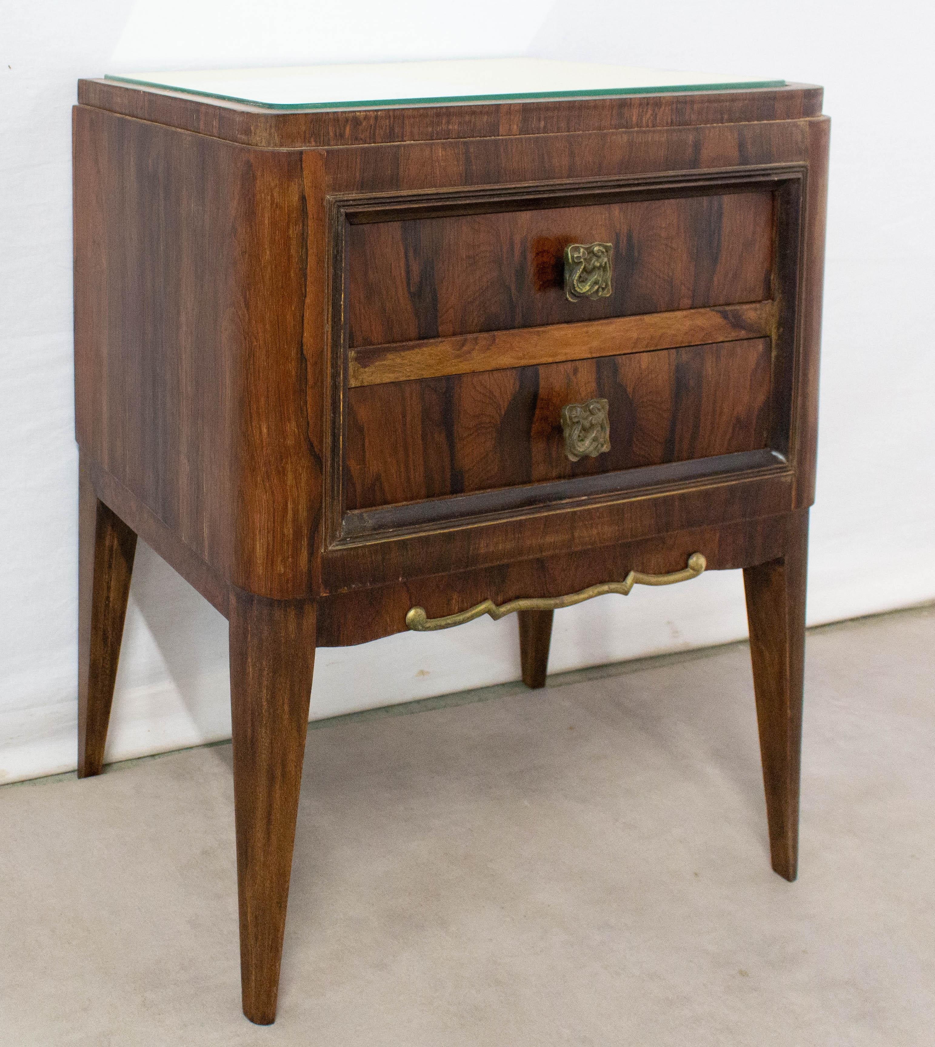 French side cabinet nightstand bedside table mirror top midcentury
Exotic wood
Unusual siren drawers button
Very good condition, the varnish has been redone, the original mirror has few marks of use.

For shipping: 49 x 32 x 63 cm 15 kg.