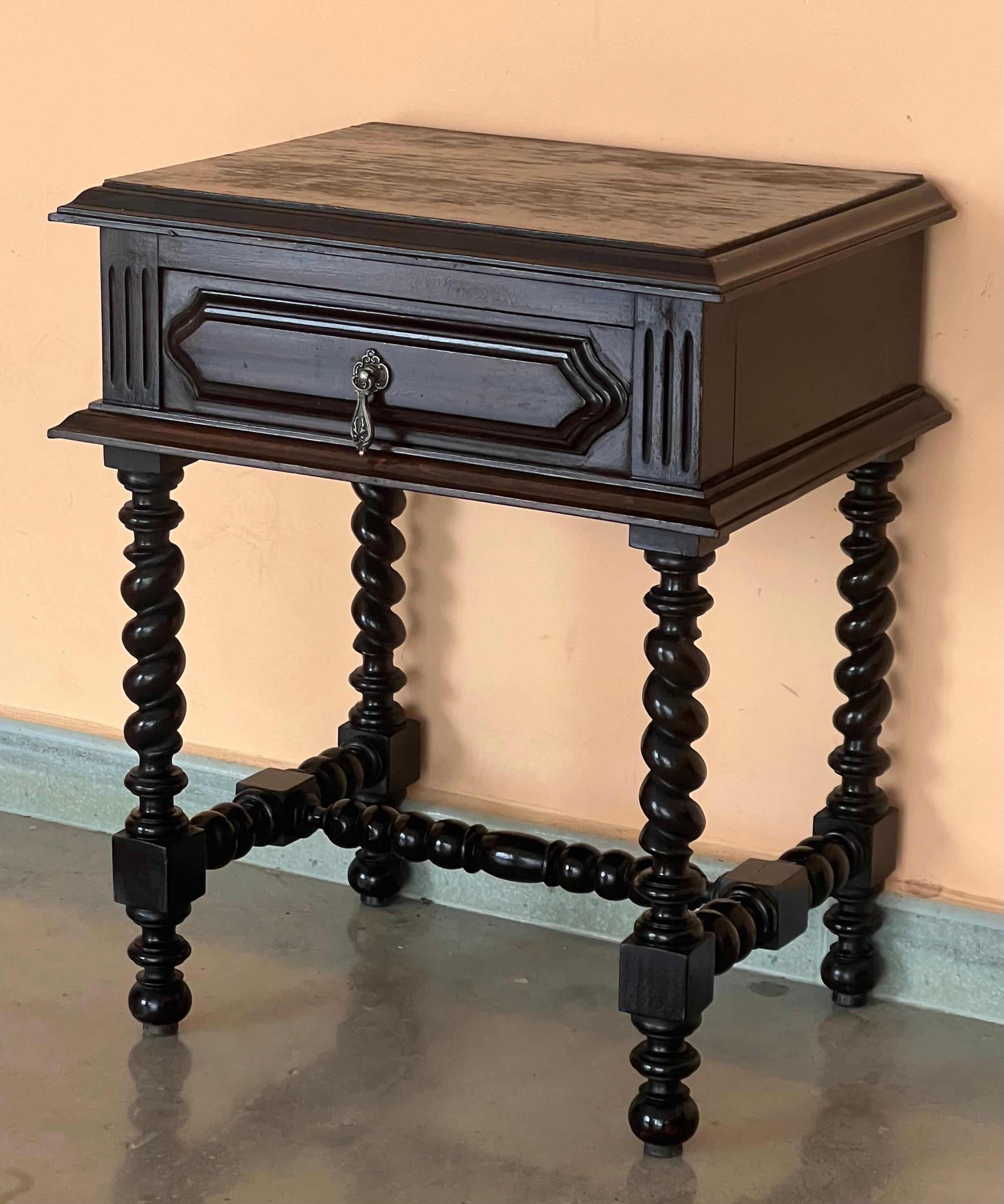 Spanish French Nightstands in Solid Carved Oak with Turned Columns, Set of 2 For Sale