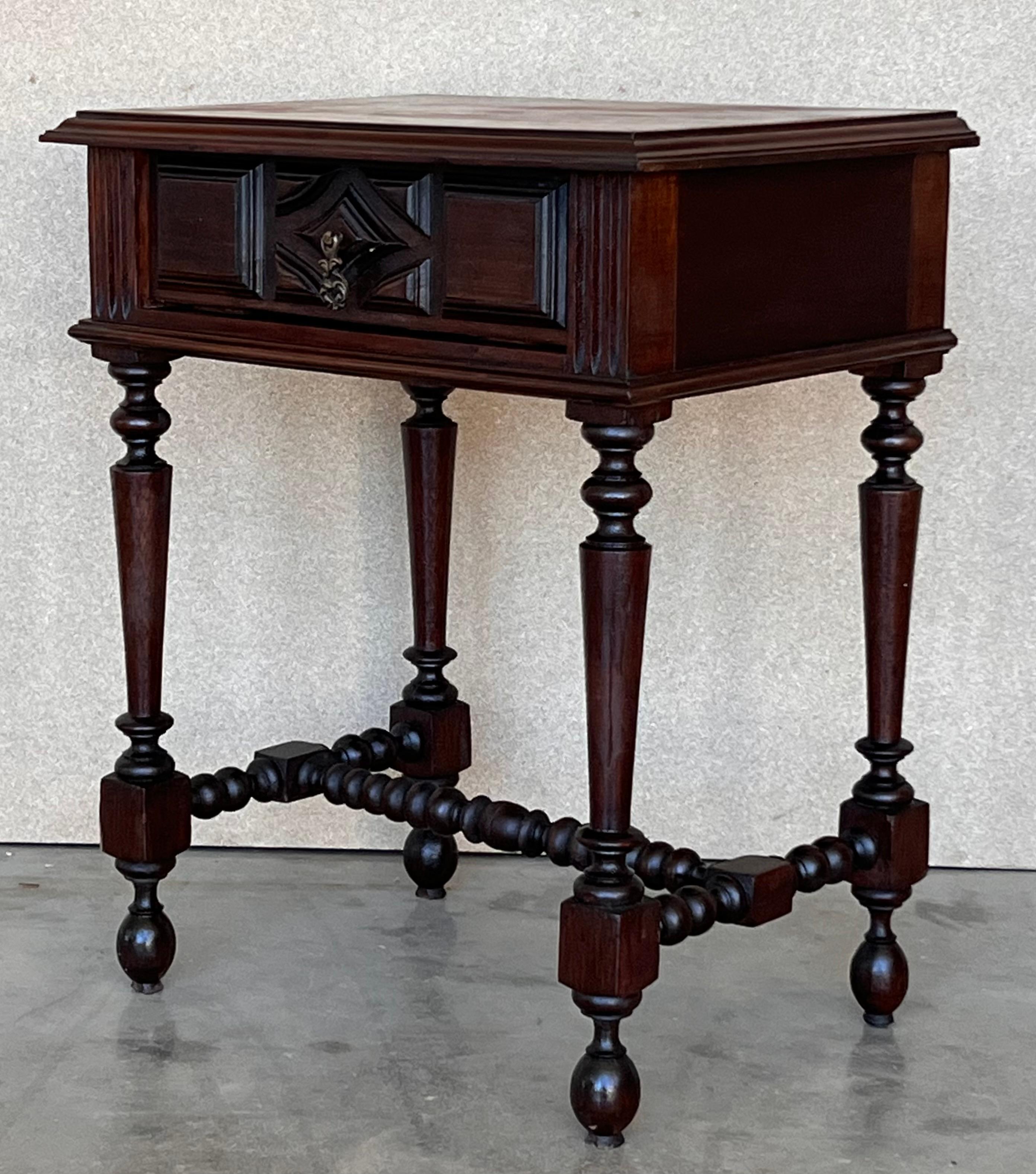 Walnut French Nightstands in Solid Carved Oak with Turned Columns, Set of 2 For Sale