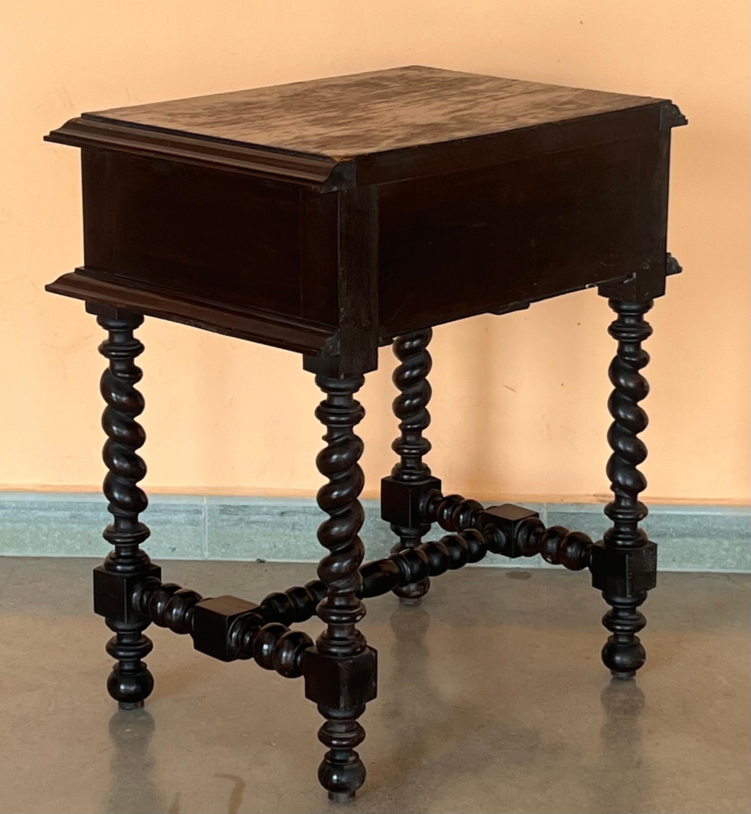 French Nightstands in Solid Carved Oak with Turned Columns, Set of 2 For Sale 2