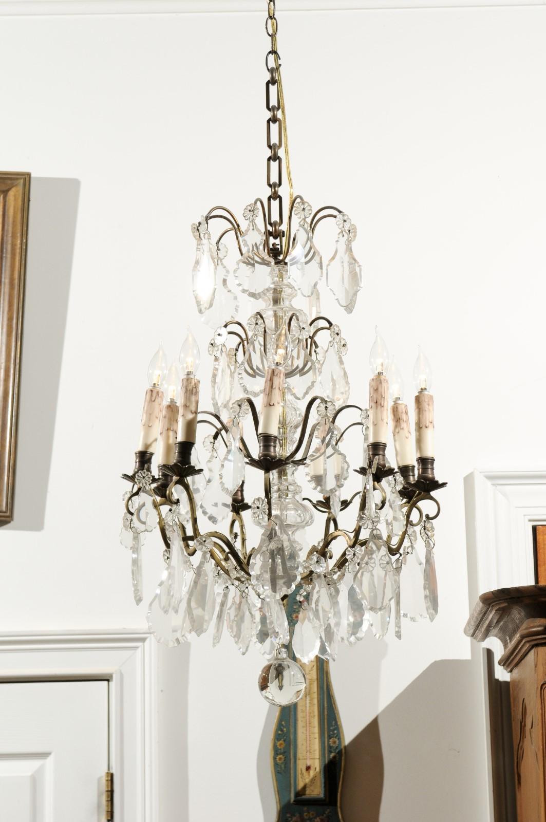 French Nine-Light Crystal and Brass Chandelier with Pendeloques, circa 1900 3