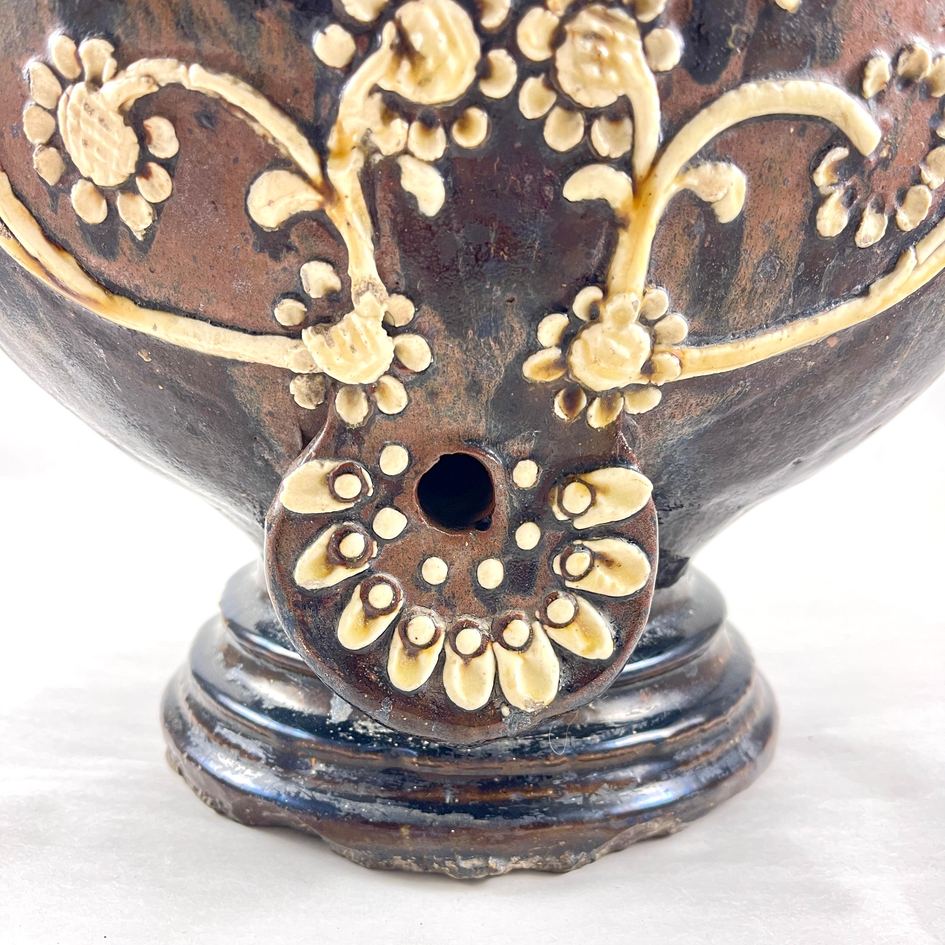 19th Century French Normandy Vindefontaine Kaolin Beverage Fountain,  Mid 19th C. For Sale
