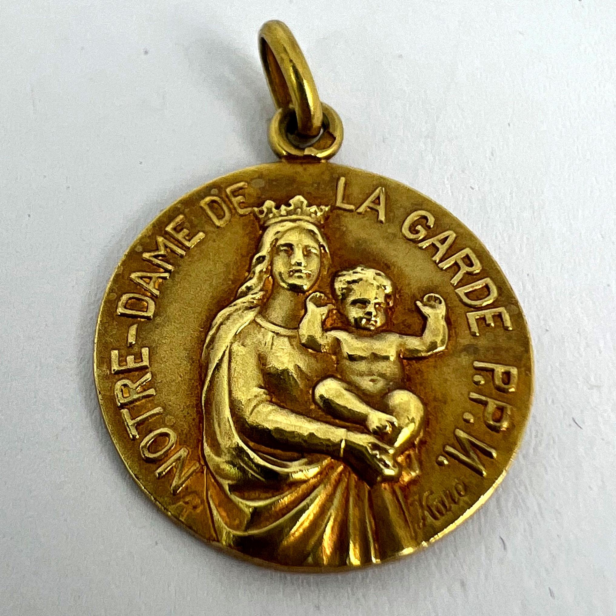French Notre Dame de La Garde Marseille Madonna 18 Karat Yellow Gold Medal Charm For Sale 9