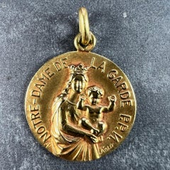 French Notre Dame de La Garde Marseille Madonna 18 Karat Yellow Gold Medal Charm