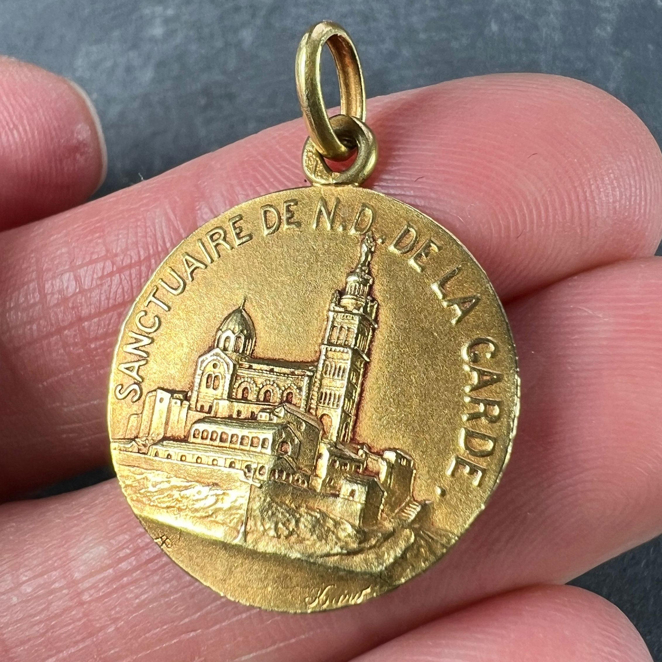 French Notre Dame de La Garde Marseille Madonna 18 Karat Yellow Gold Medal Charm For Sale 5