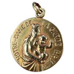 Amuleto Medalla francesa Notre Dame de La Garde Marsella Madonna de oro amarillo de 18 quilates