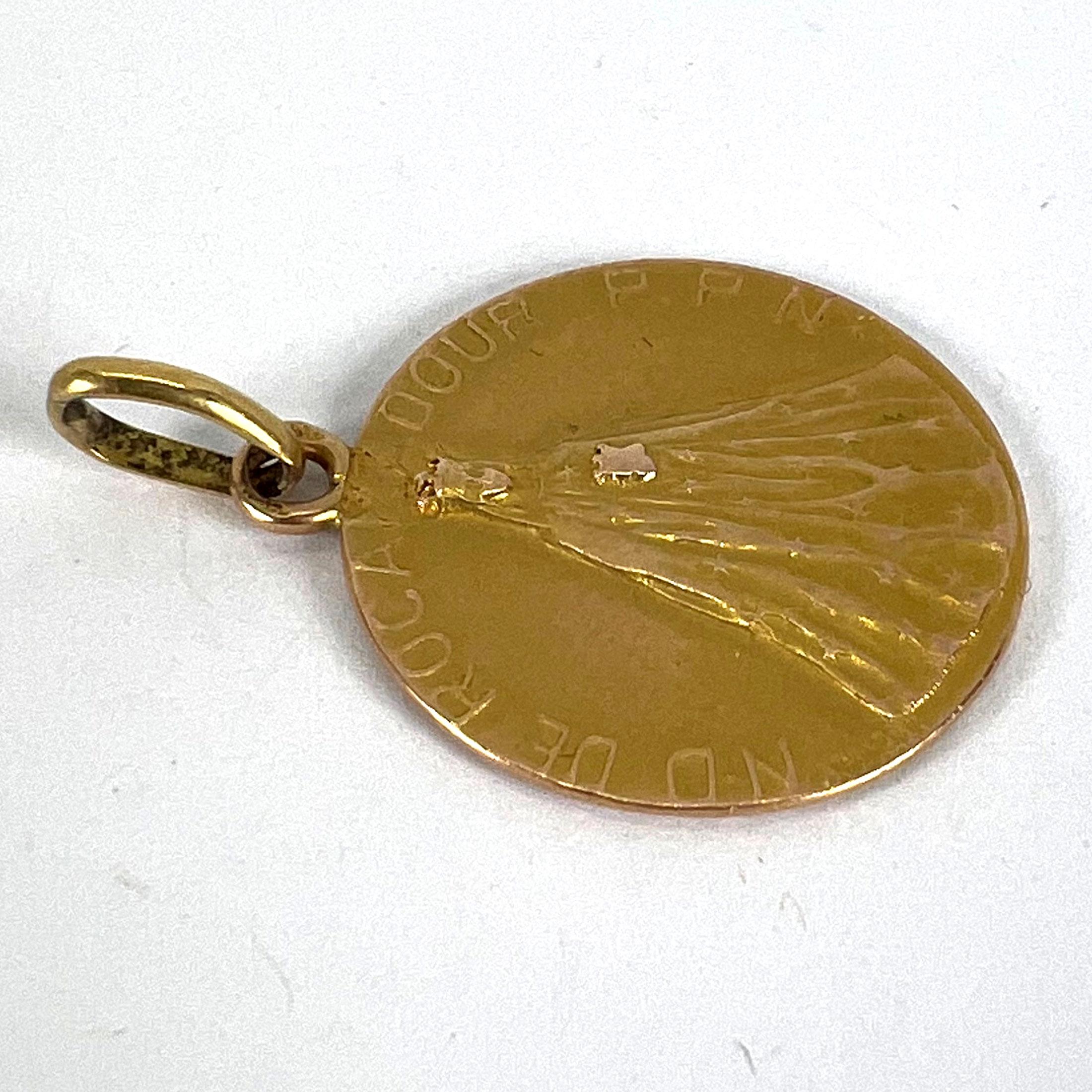 Colgante Medalla de la Virgen María francesa de Notre Dame de Rocamadour en oro amarillo de 18 quilates en venta 10