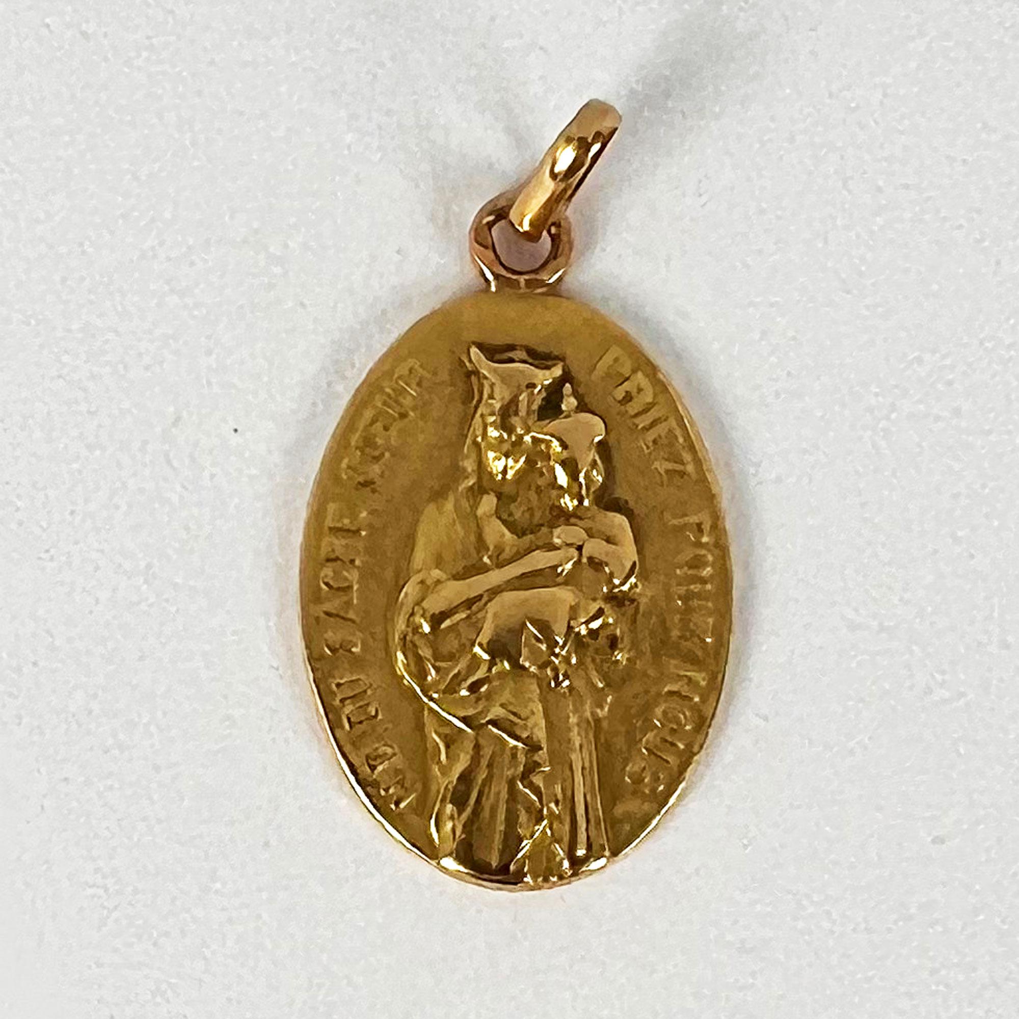 French Notre Dame du Sacre Coeur 18 Karat Yellow Gold Charm Pendant For Sale 8