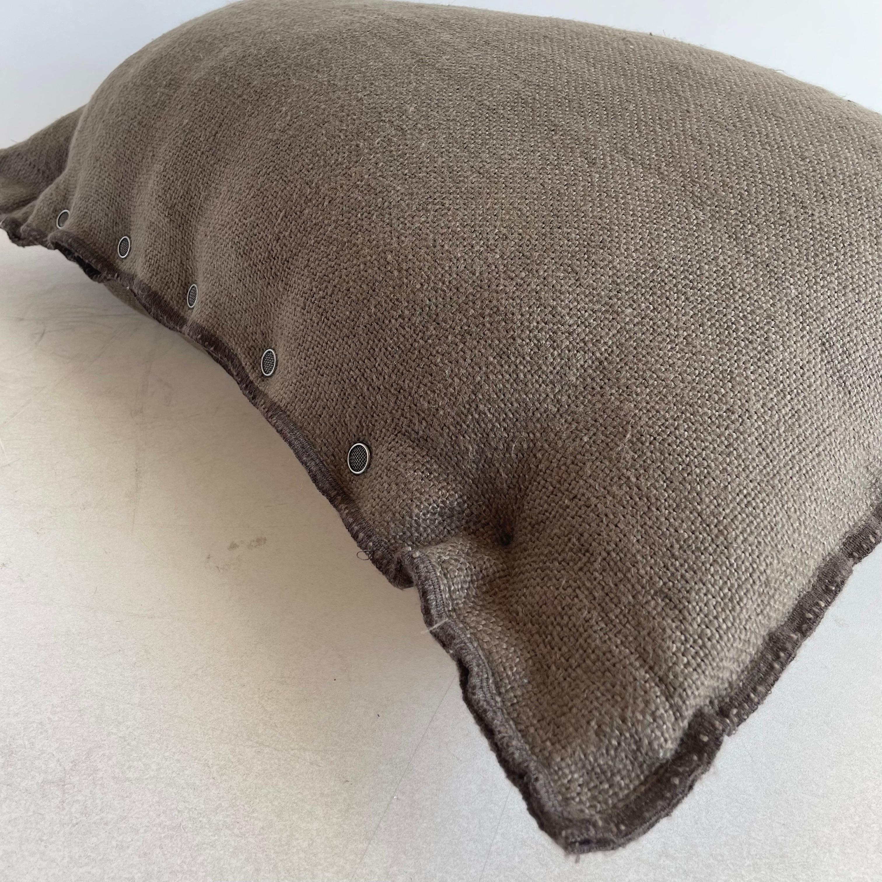 French Nubby Linen Accent Pillow For Sale 3