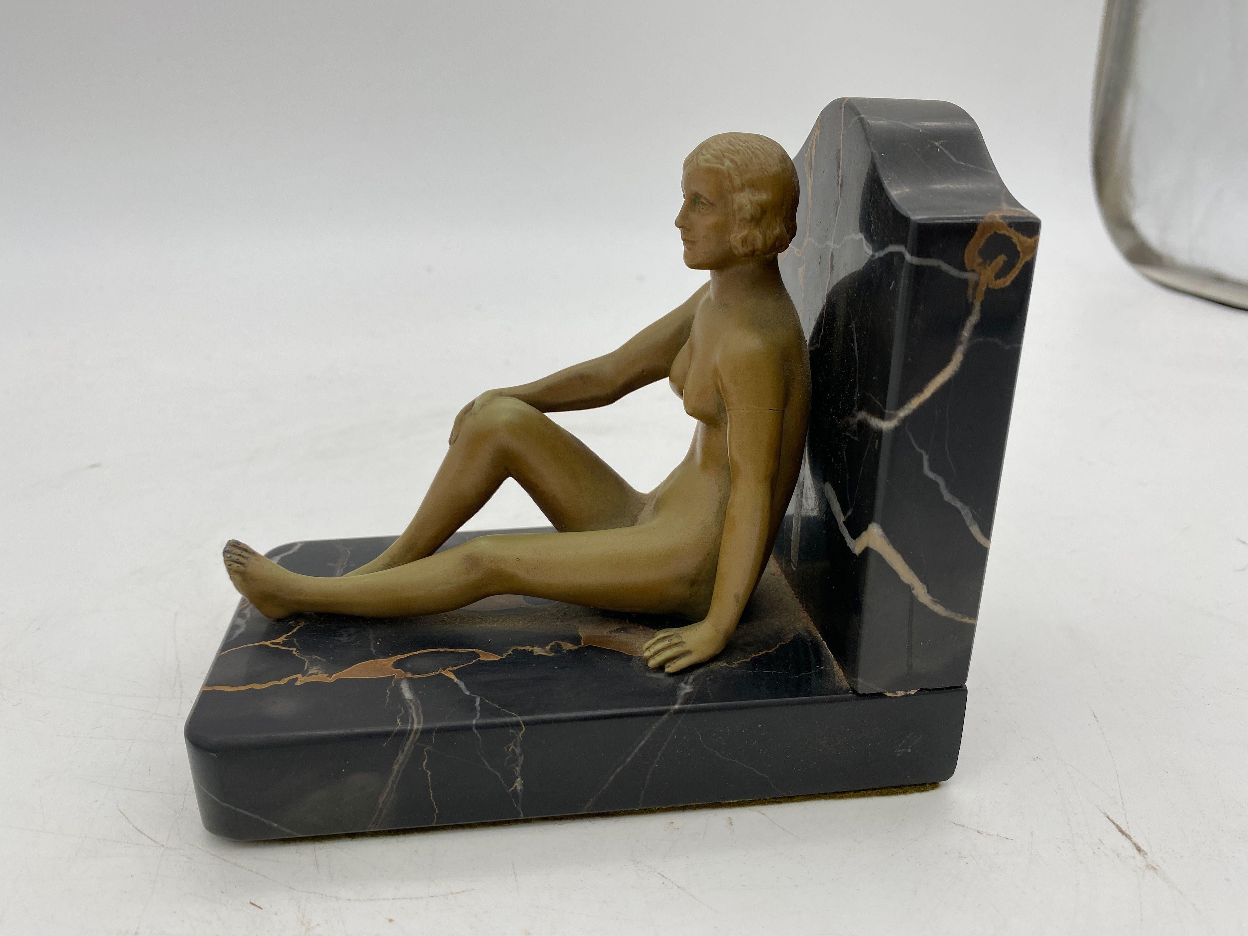 French Nude Flapper Girl Spelter Metal & Marble Bookend Pair, 1920 For Sale 2