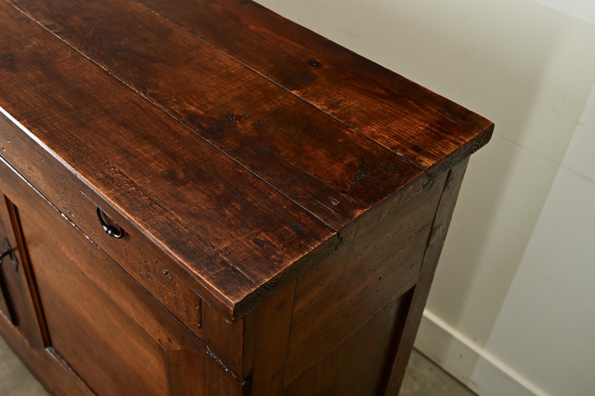 French Oak 19th Century Narrow Enfilade In Good Condition In Baton Rouge, LA