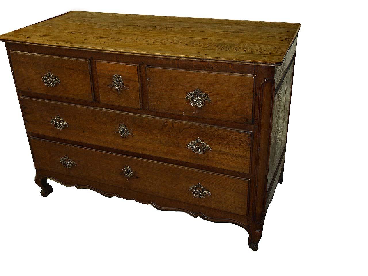 French Oak and Elm Commode In Good Condition For Sale In Wilson, NC