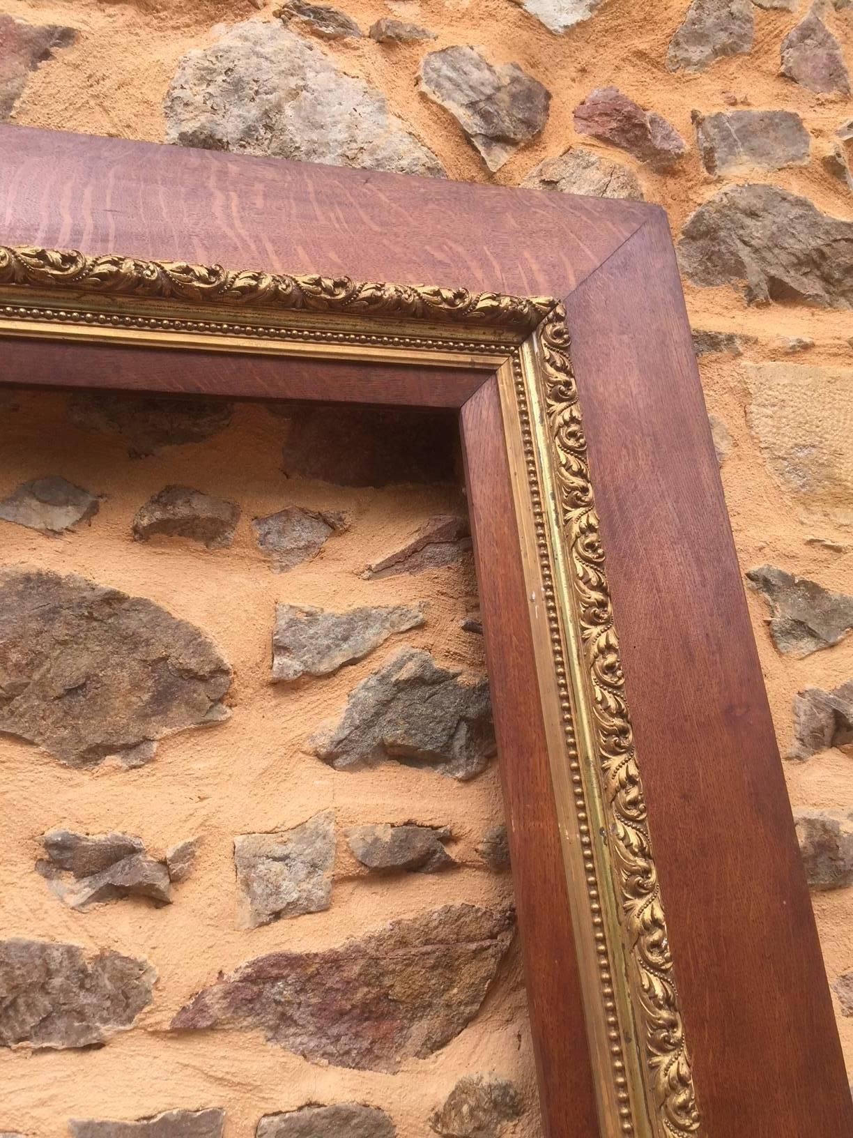 French Oak and Golden Moulding Picture Frame, 1900s In Good Condition For Sale In LEGNY, FR