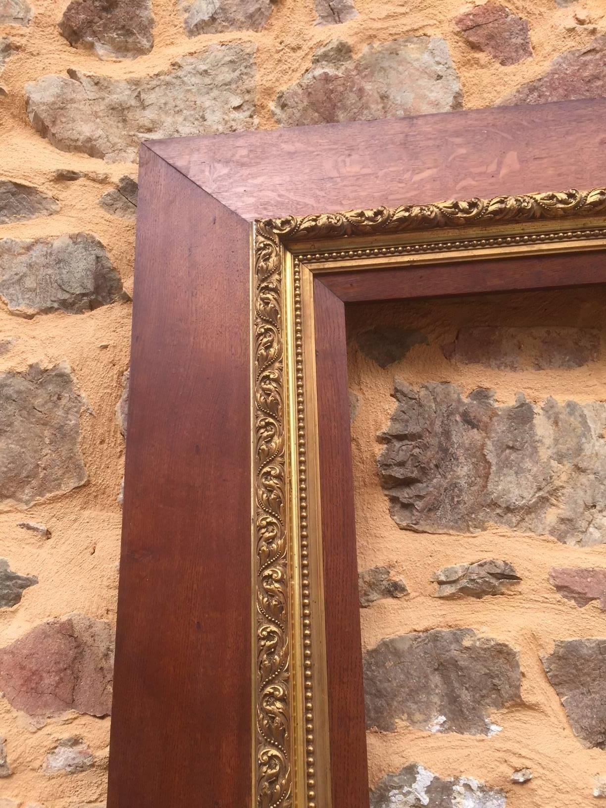 Early 20th Century French Oak and Golden Moulding Picture Frame, 1900s For Sale