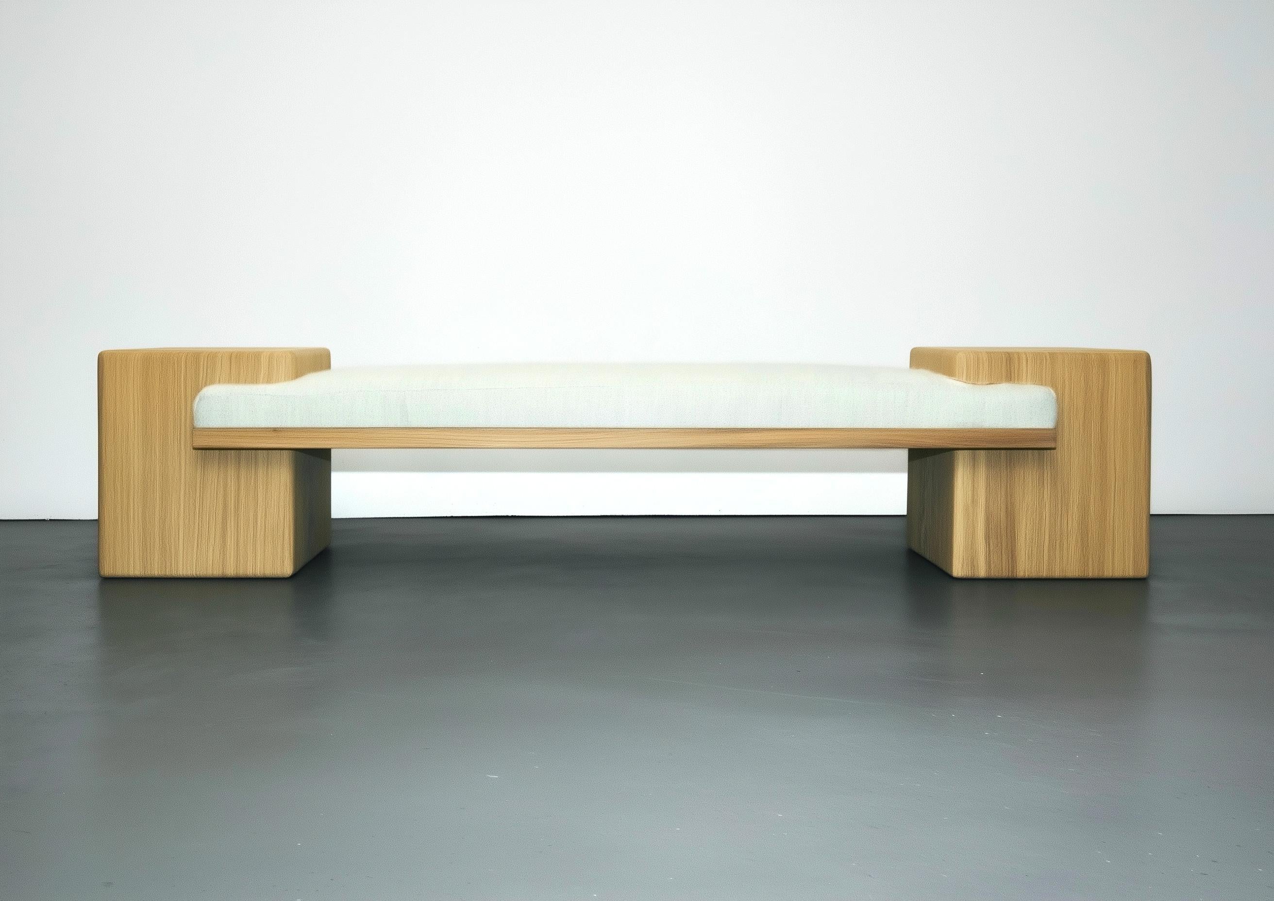 Banc Redux en chêne français et alpaga mohair ivoire par Slash Objects Objects Neuf - En vente à Brooklyn, NY