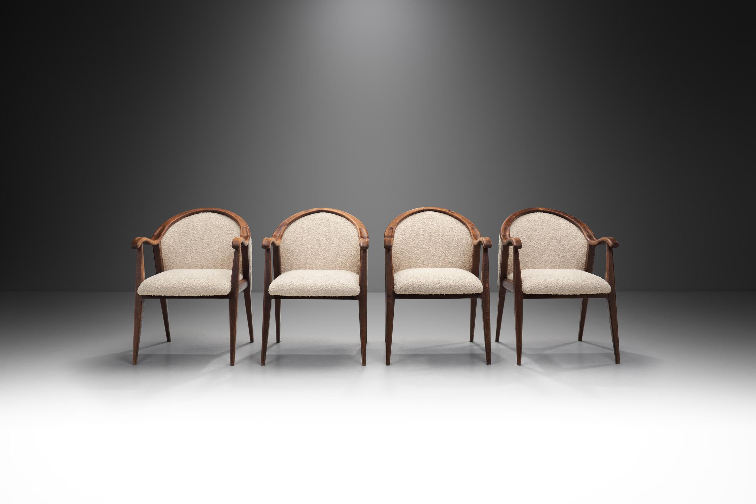 Mid-20th Century French Oak Art Deco Chairs in Taupe Bouclé, France 1930s For Sale