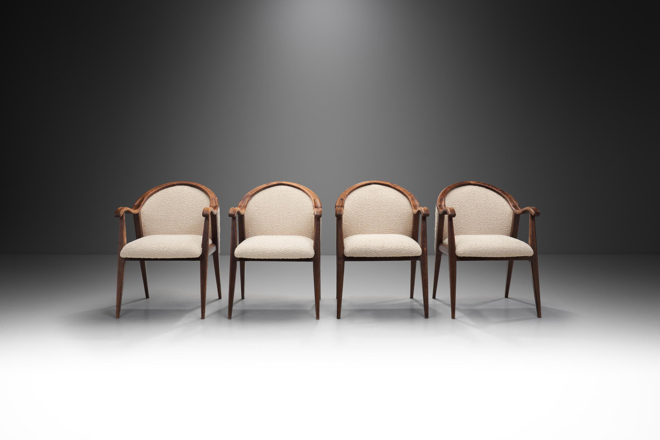 Mid-20th Century French Oak Art Deco Chairs in Taupe Bouclé, France 1930s