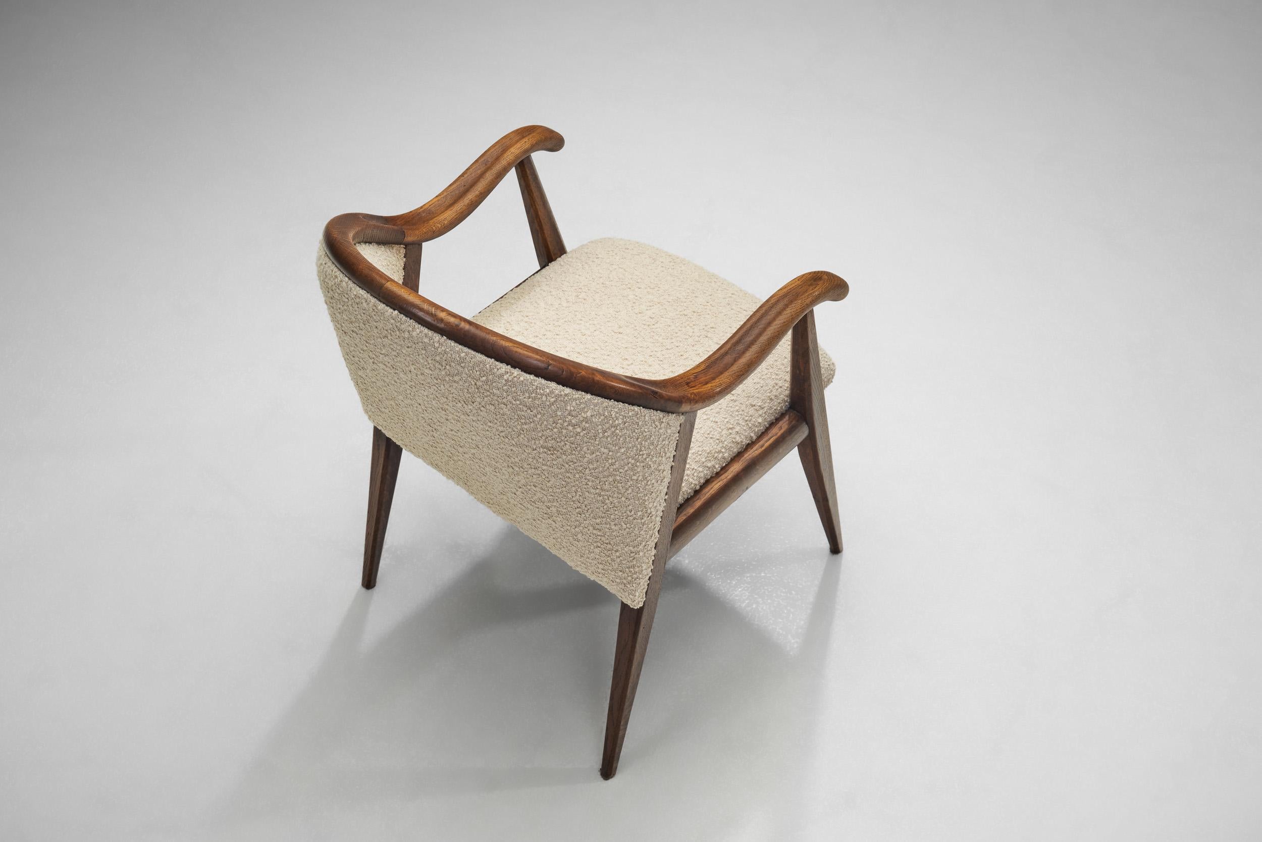 French Oak Art Deco Chairs in Taupe Bouclé, France 1930s 2
