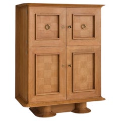 Mobile bar in rovere francese con intarsio a parquet + interno a specchio, anni ’40