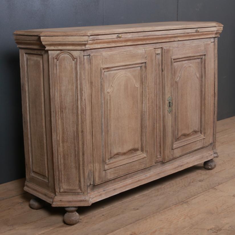 Small 18th century French bleached oak two-door buffet, 1790

Dimensions:
52.5 inches (133 cm) wide
16.5 inches (42 cm) deep
37 inches (94 cm) high.

