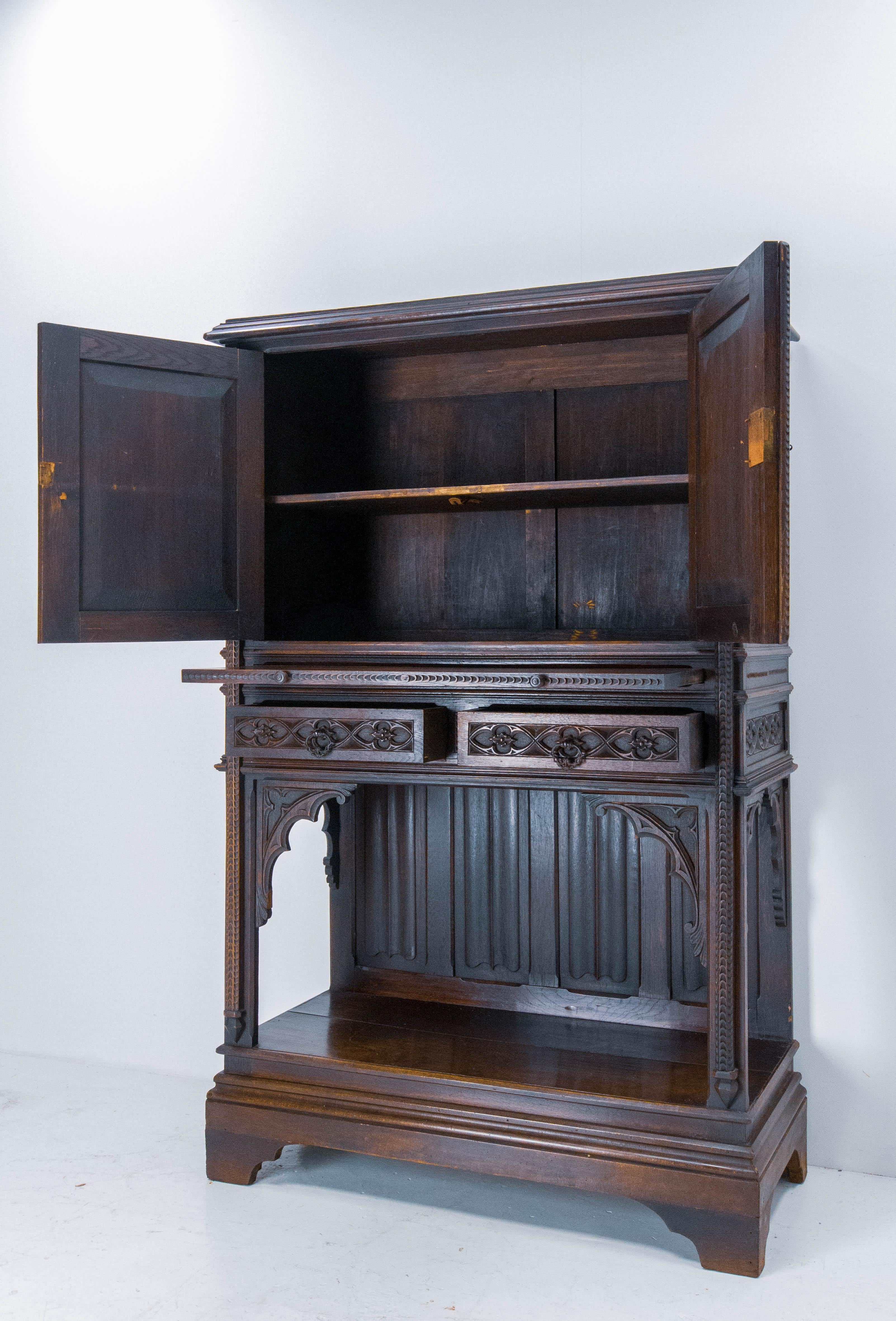 French Oak Cabinet Dressoir Buffet Gothic Revival, Late 19th Century 2