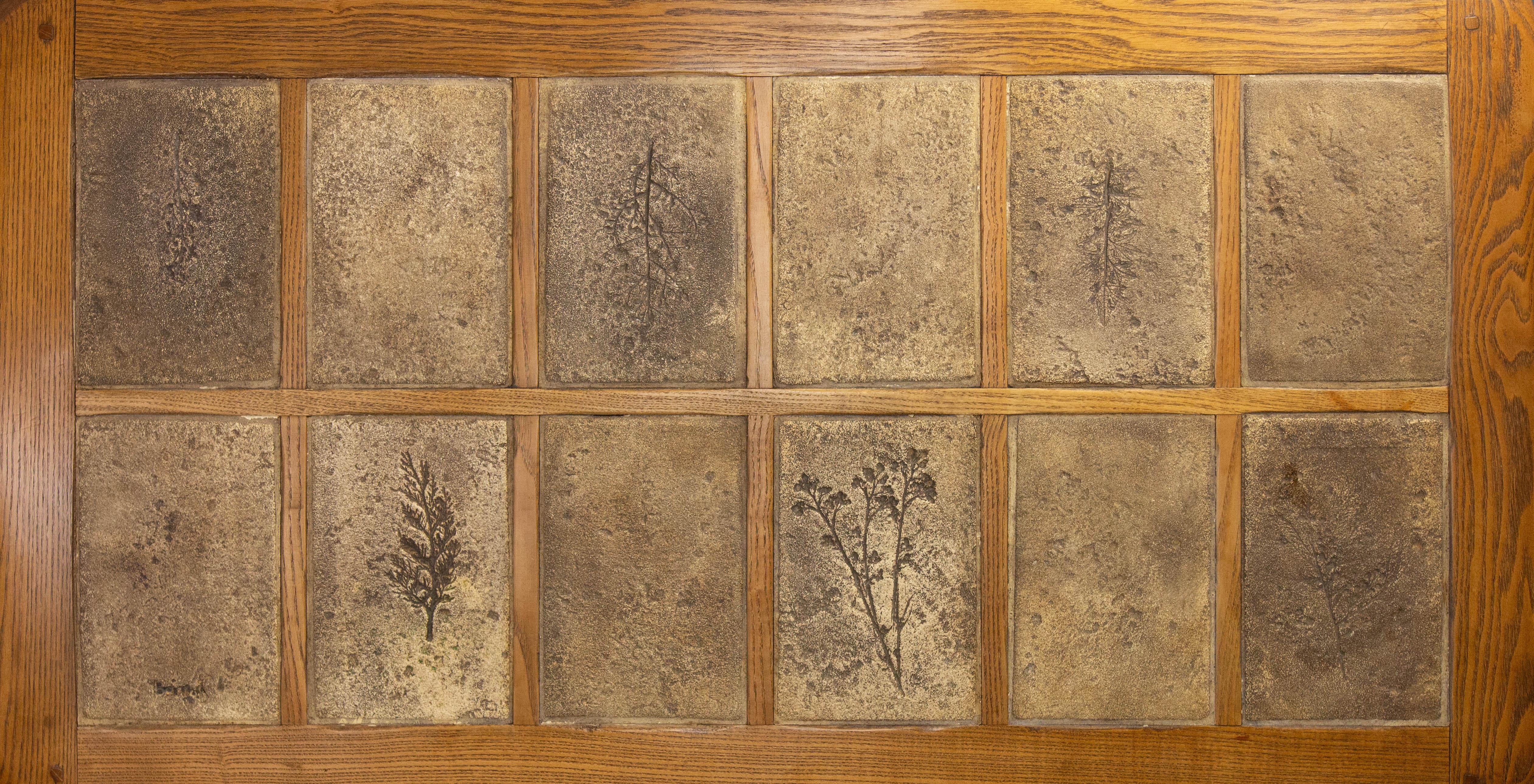 Tavolino francese in Oak e ceramica Vallauris Piastrelle firmato Barrois, circa 1970 in vendita 2