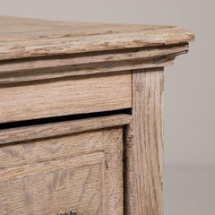 19th Century French Oak Chest of Drawers with Antique Provincial Charm