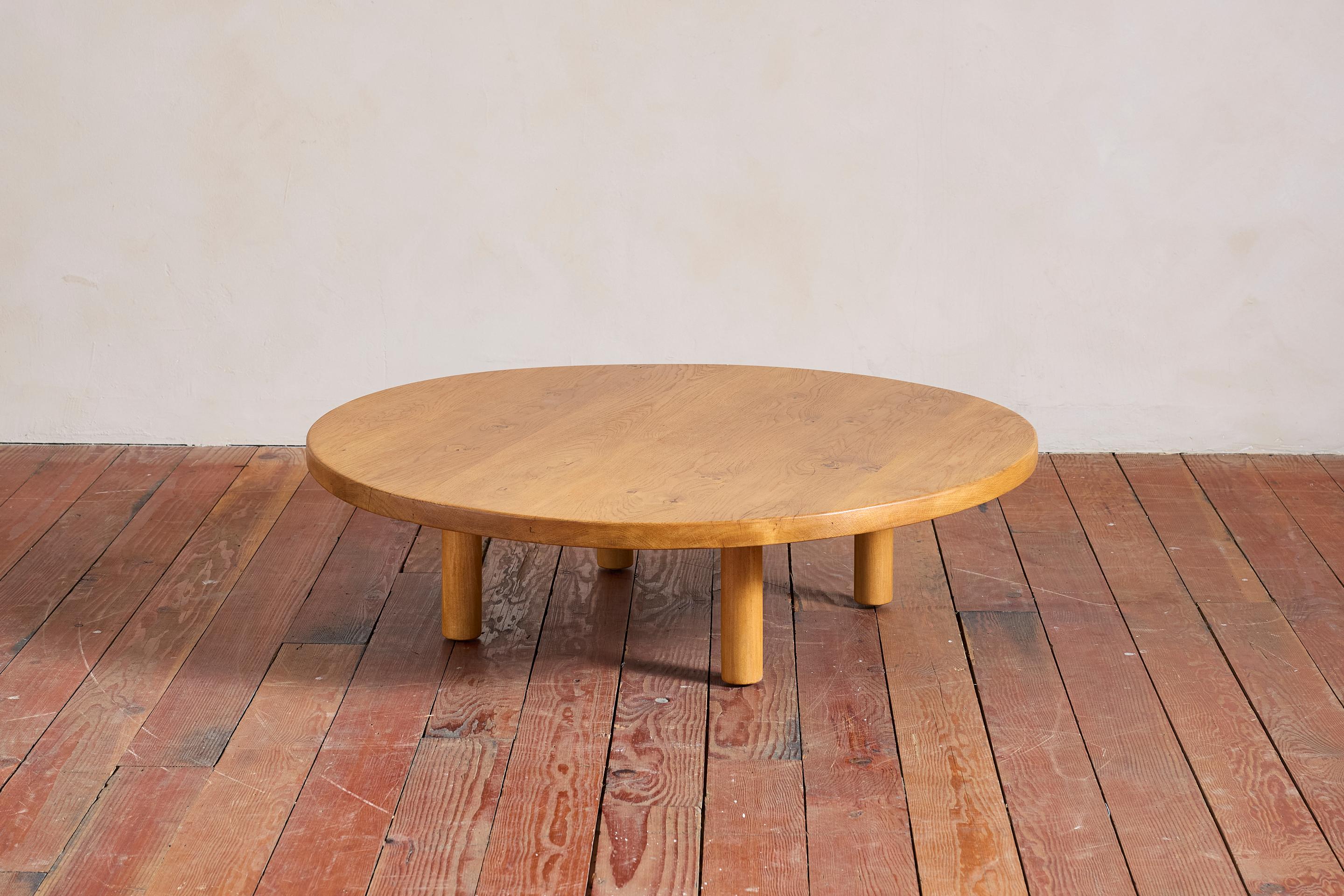 Mesa baja de roble francés en venta 13