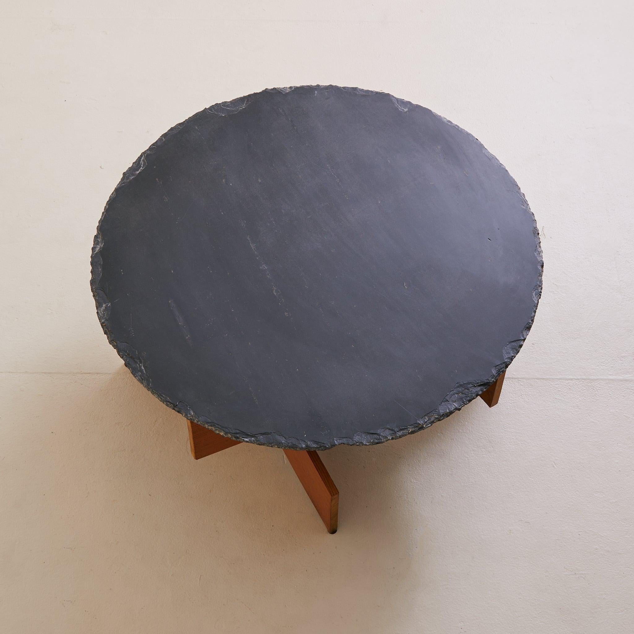 Français French Oak Coffee Table with Round Slate Top, 1970s en vente