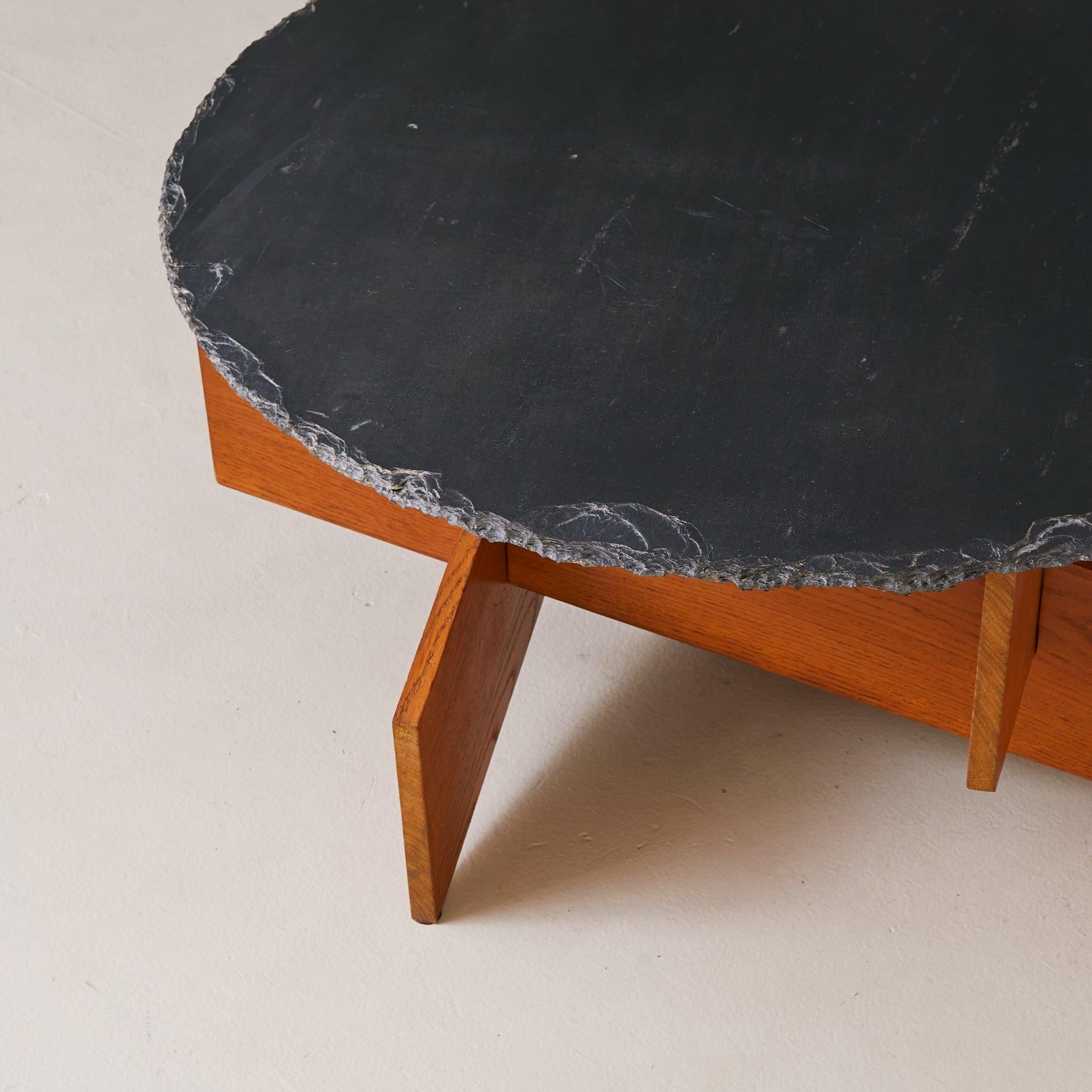 Fin du 20e siècle French Oak Coffee Table with Round Slate Top, 1970s en vente