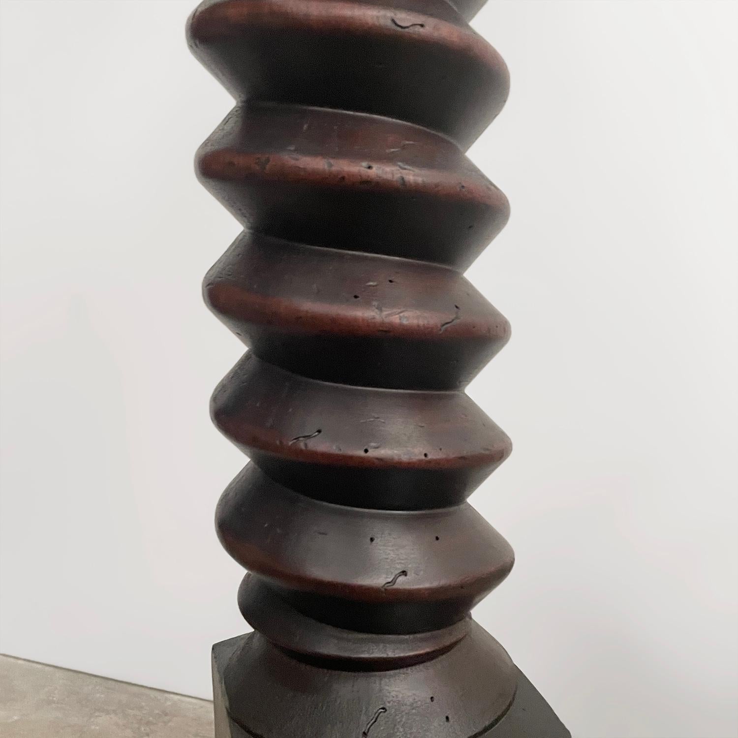Piedistallo cavatappi in Oak francese nello stile di Dudouyt in vendita 2