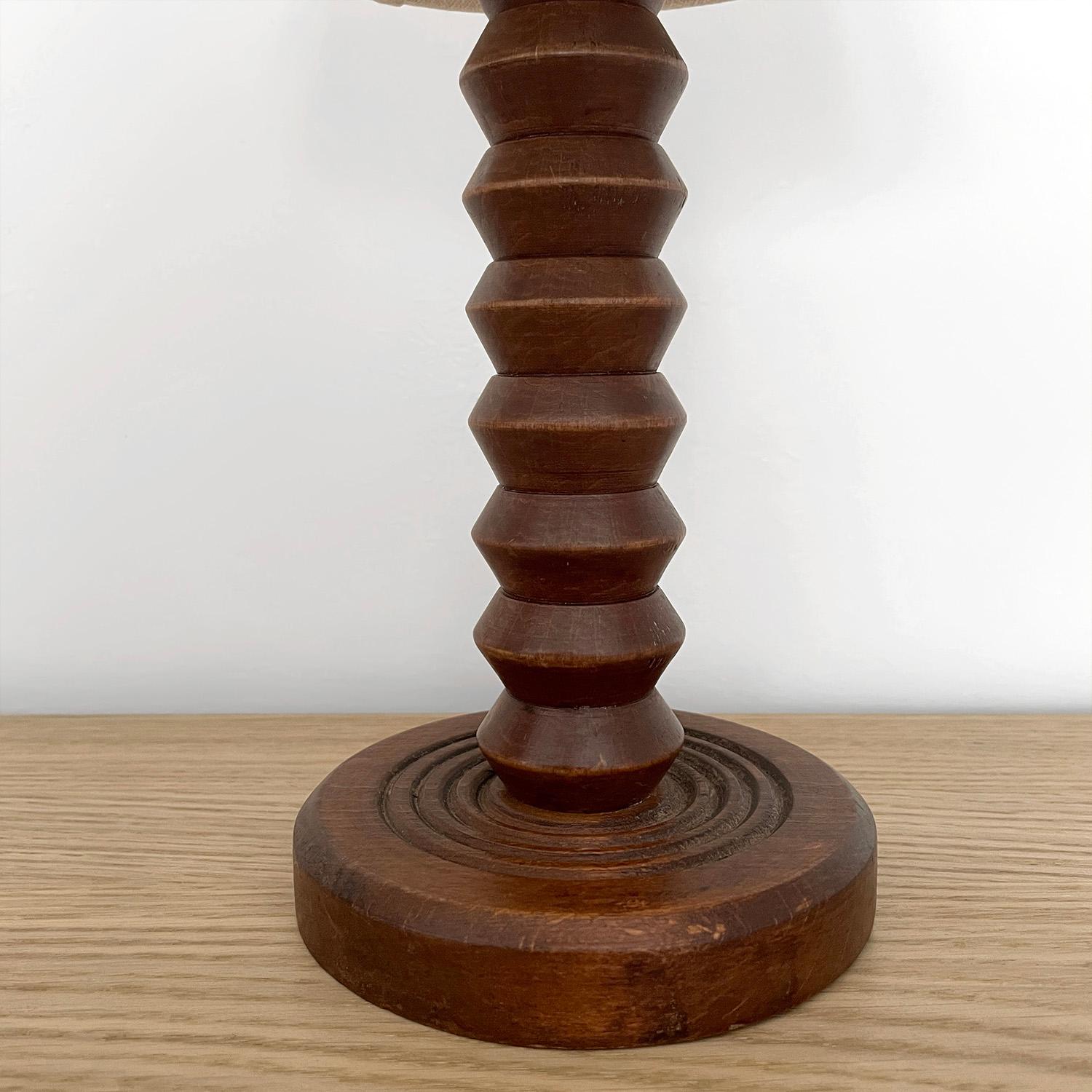Lampe à poser en forme de tire-bouchon en Oak Oak (compatible avec le Rewire US) Bon état - En vente à Los Angeles, CA