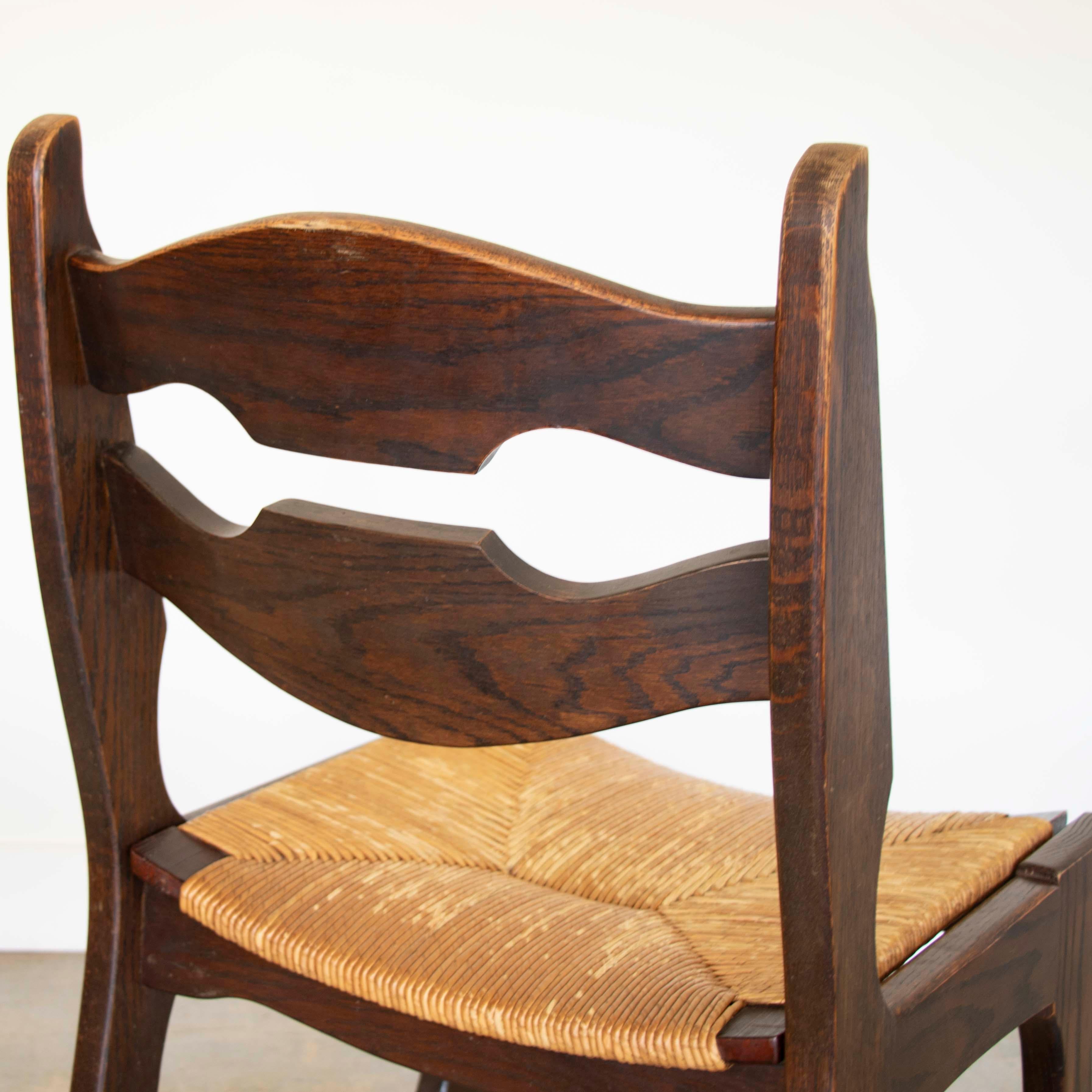 Chaises de salle à manger en Oak dans le style de Guillerme et Chambron, ensemble de 6 pièces en vente 4