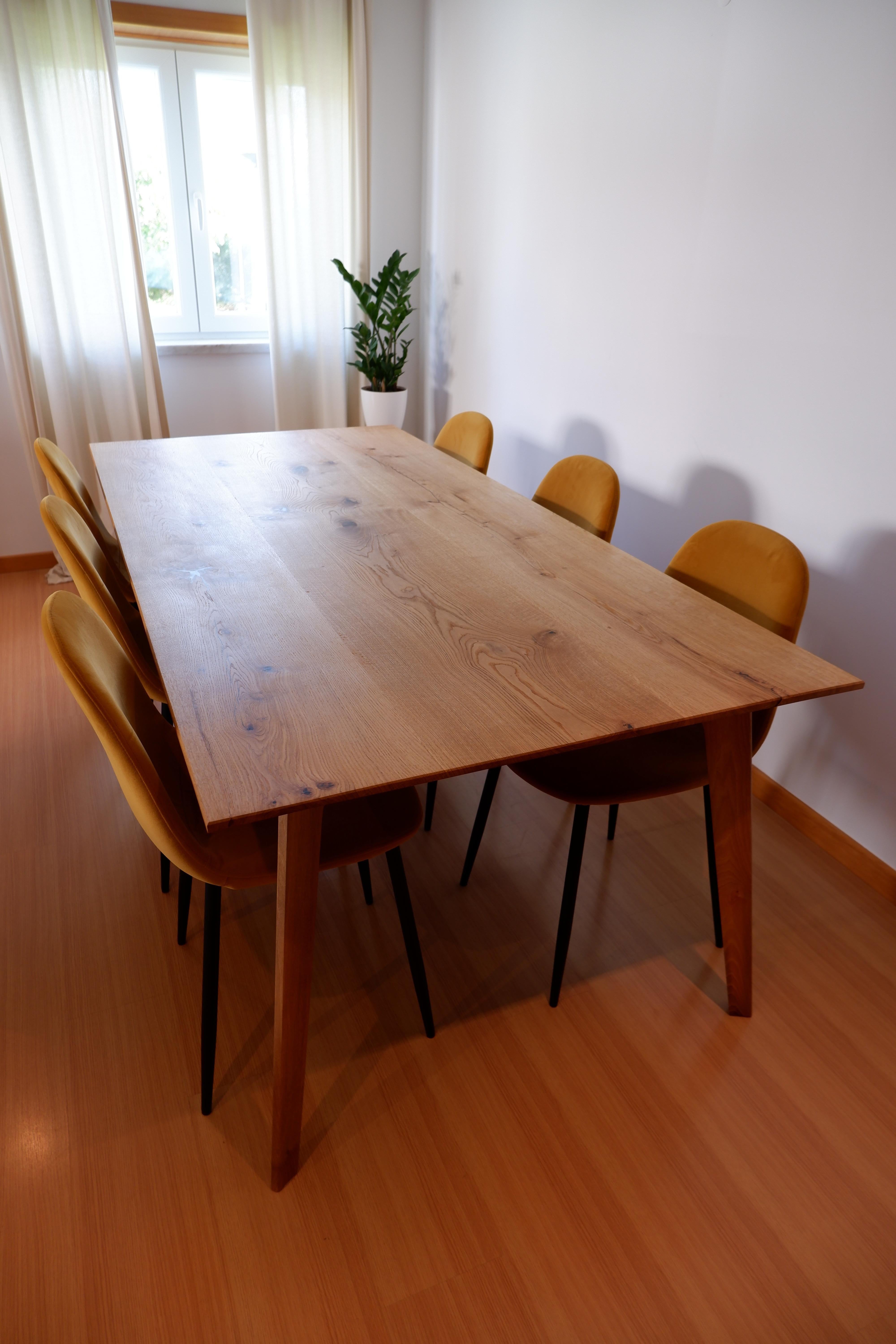 Huilé Table de salle à manger en Oak français en vente