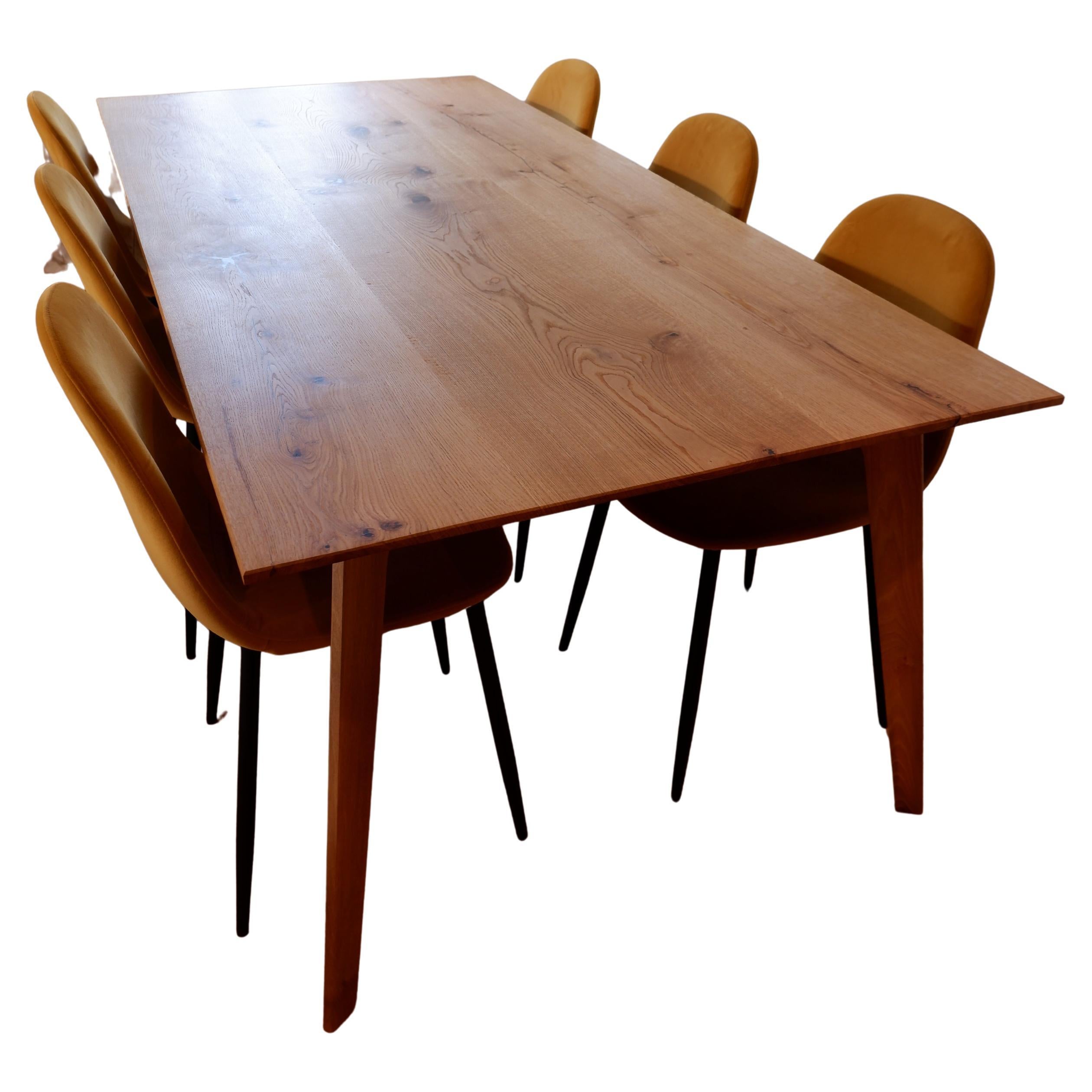 Table de salle à manger en Oak français